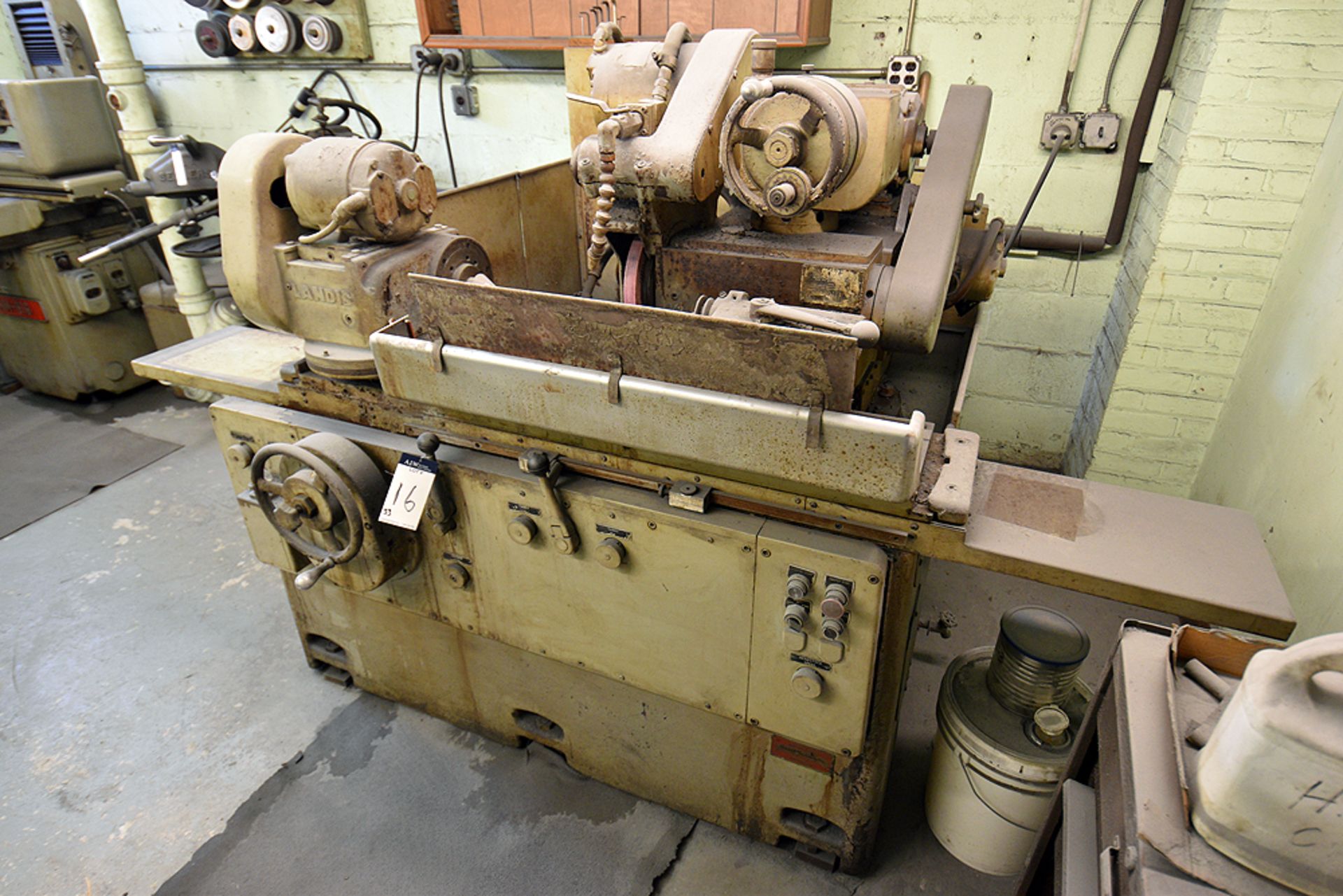 Landis Type R Universal Grinder (10"x24") Serial Number: 777-13