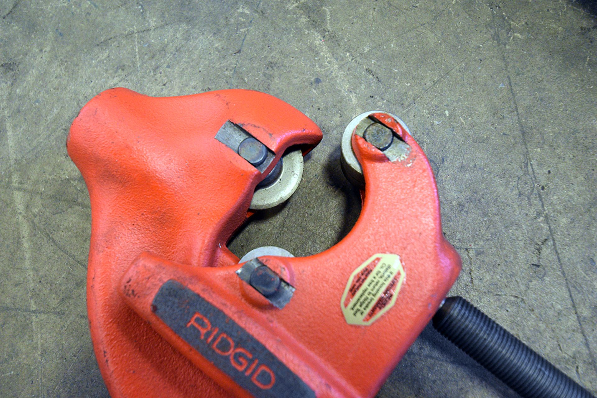 RIGID 4" PIPE CUTTER - Image 3 of 5