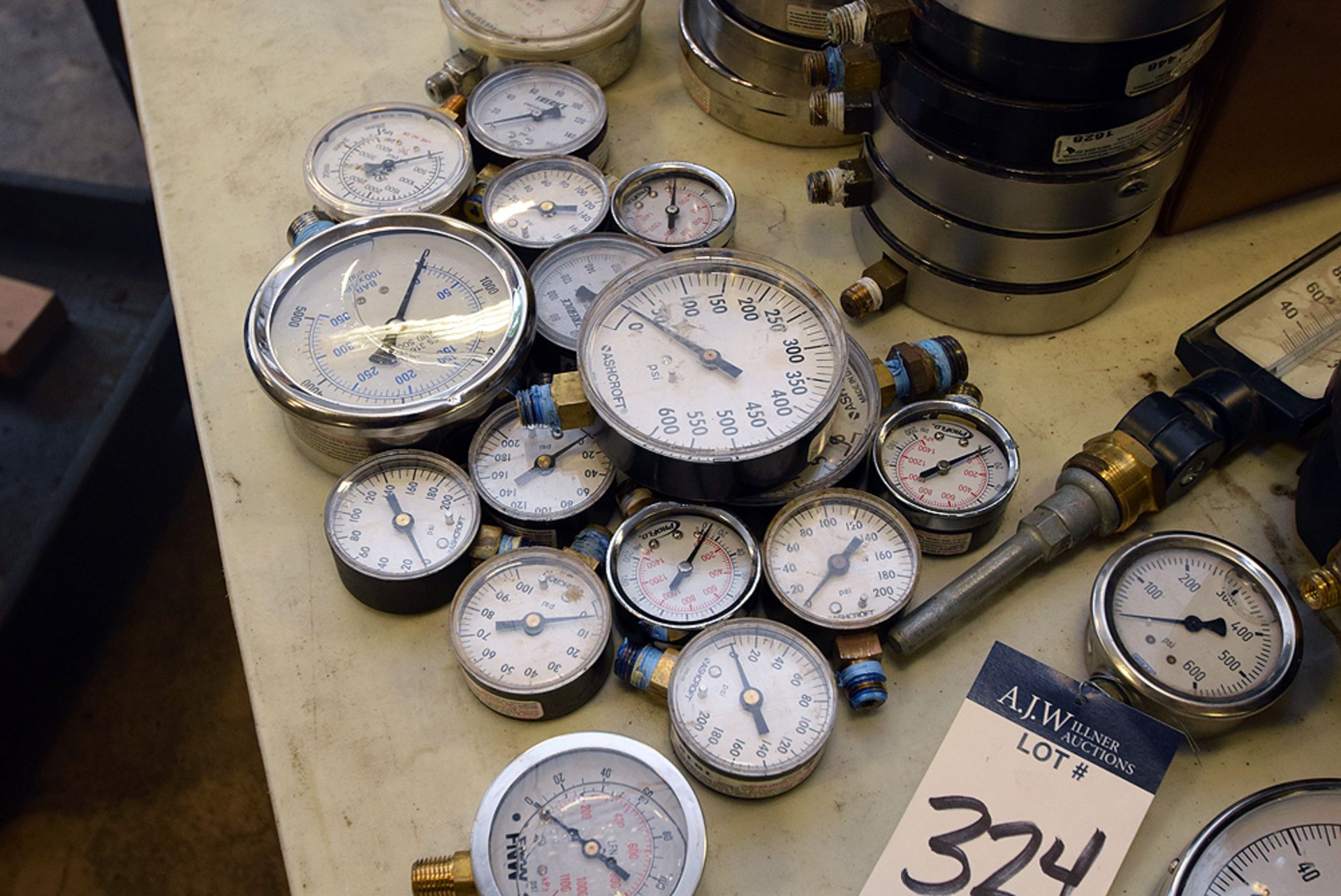 Assorted group of Pressure Gauges - Image 2 of 6