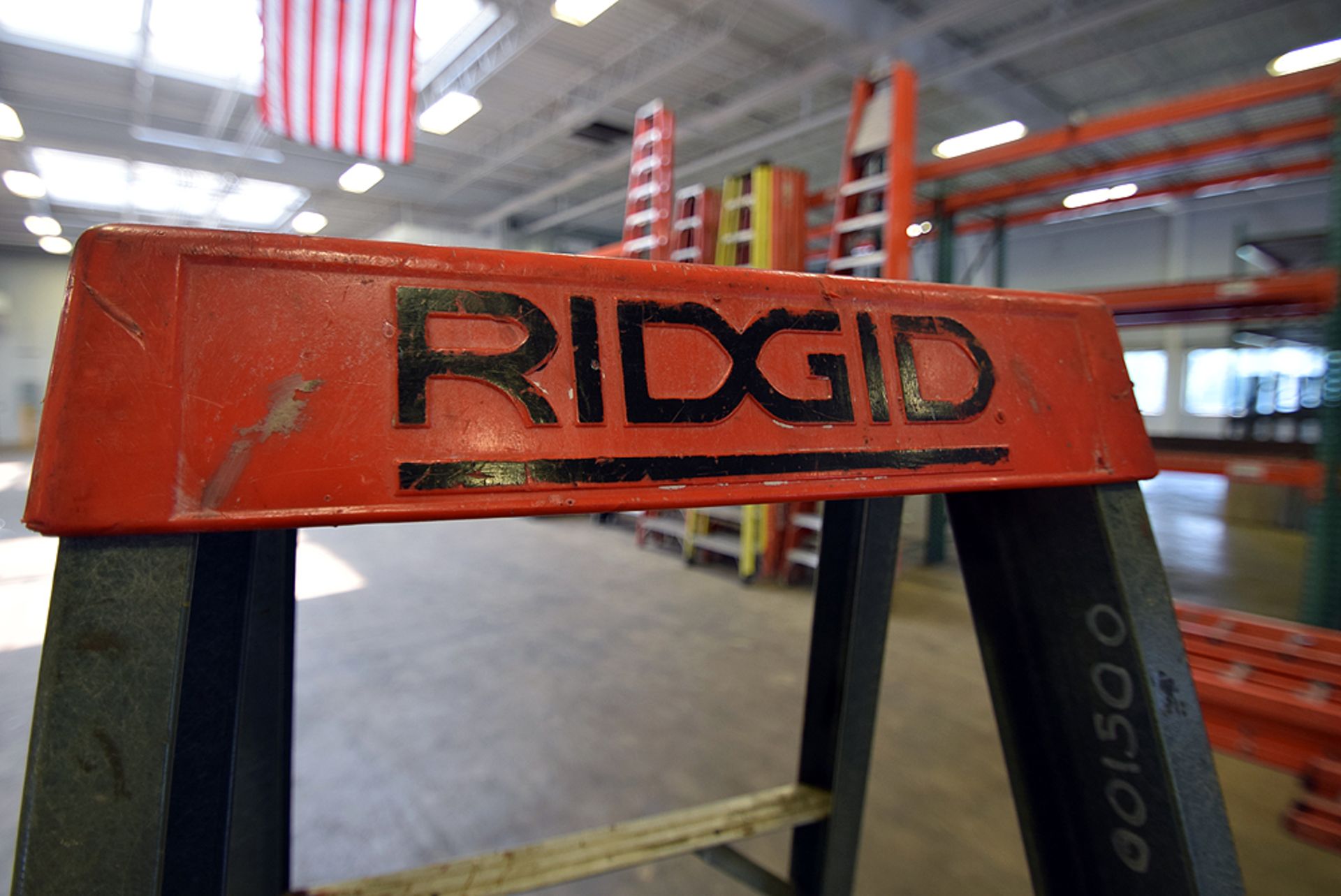 Ridgid 6' Fiberglass Ladder - Image 2 of 5