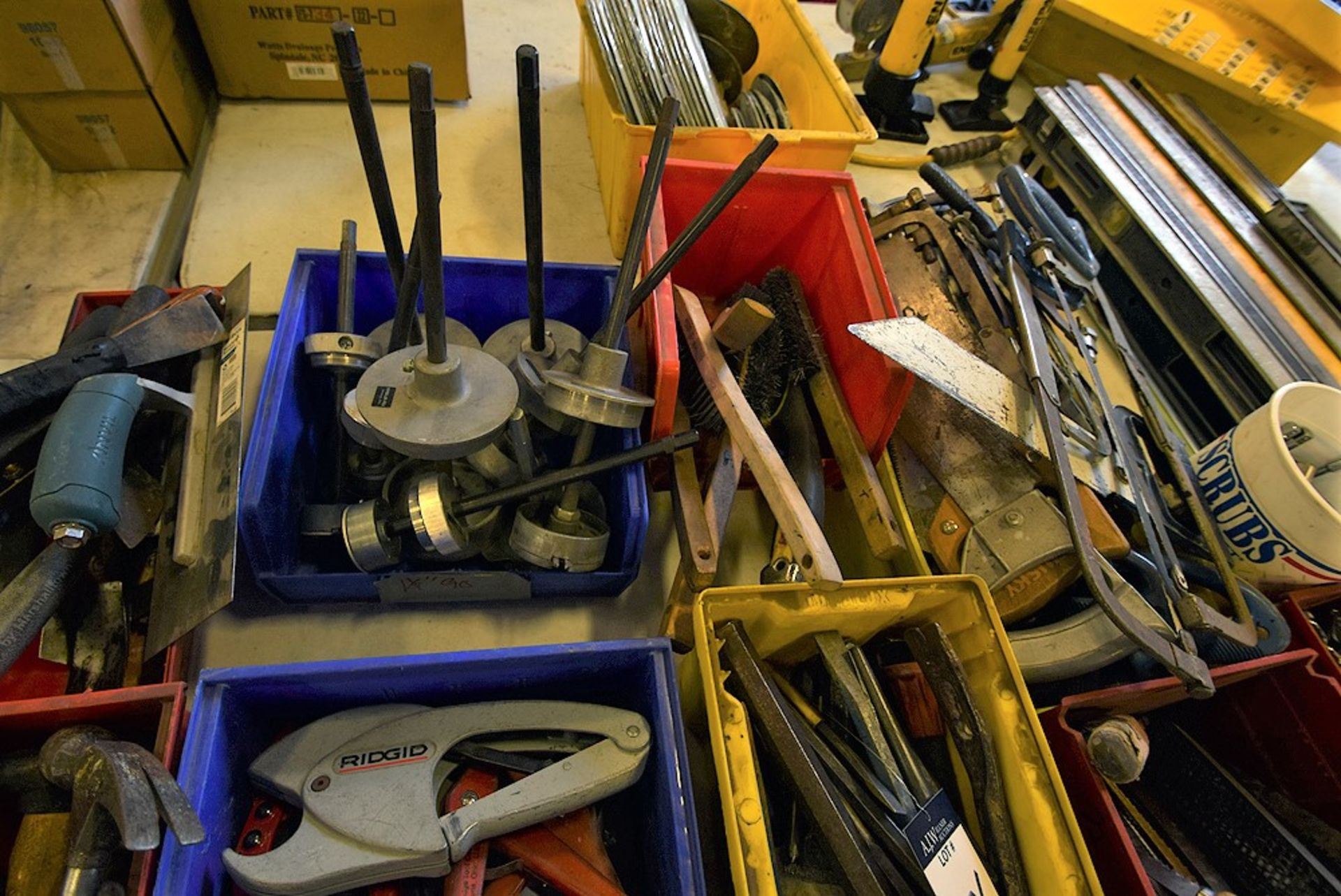 A Large Group of Ass't Hand Tools Including Saws, Chipping Hammers, Chisels, Pipe Cutters, and Wire - Image 3 of 5