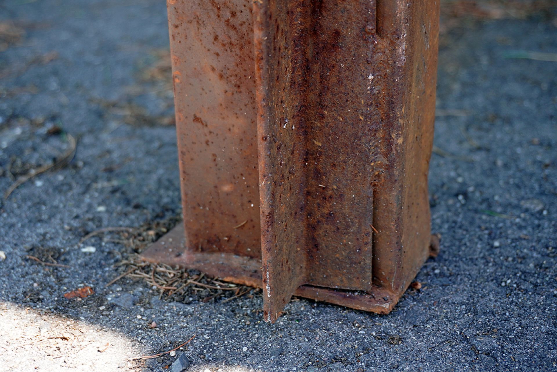 CUSTOM MADE 2 SHELF STEEL MATERIAL STORAGE RACKS - Image 4 of 6