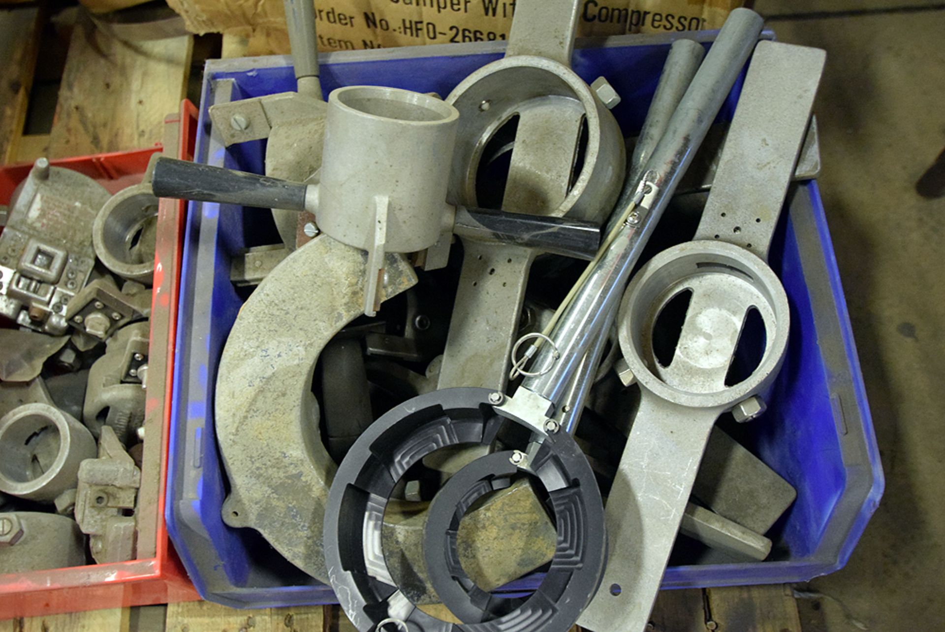 A Large Assortment of Pipe Clamps and Braces - Image 5 of 7