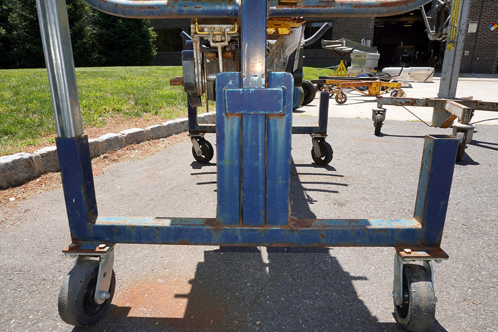 (4) Roust-A-Bout Material Handlers, (2) Extra Masts & Pipe Rack - Image 16 of 31