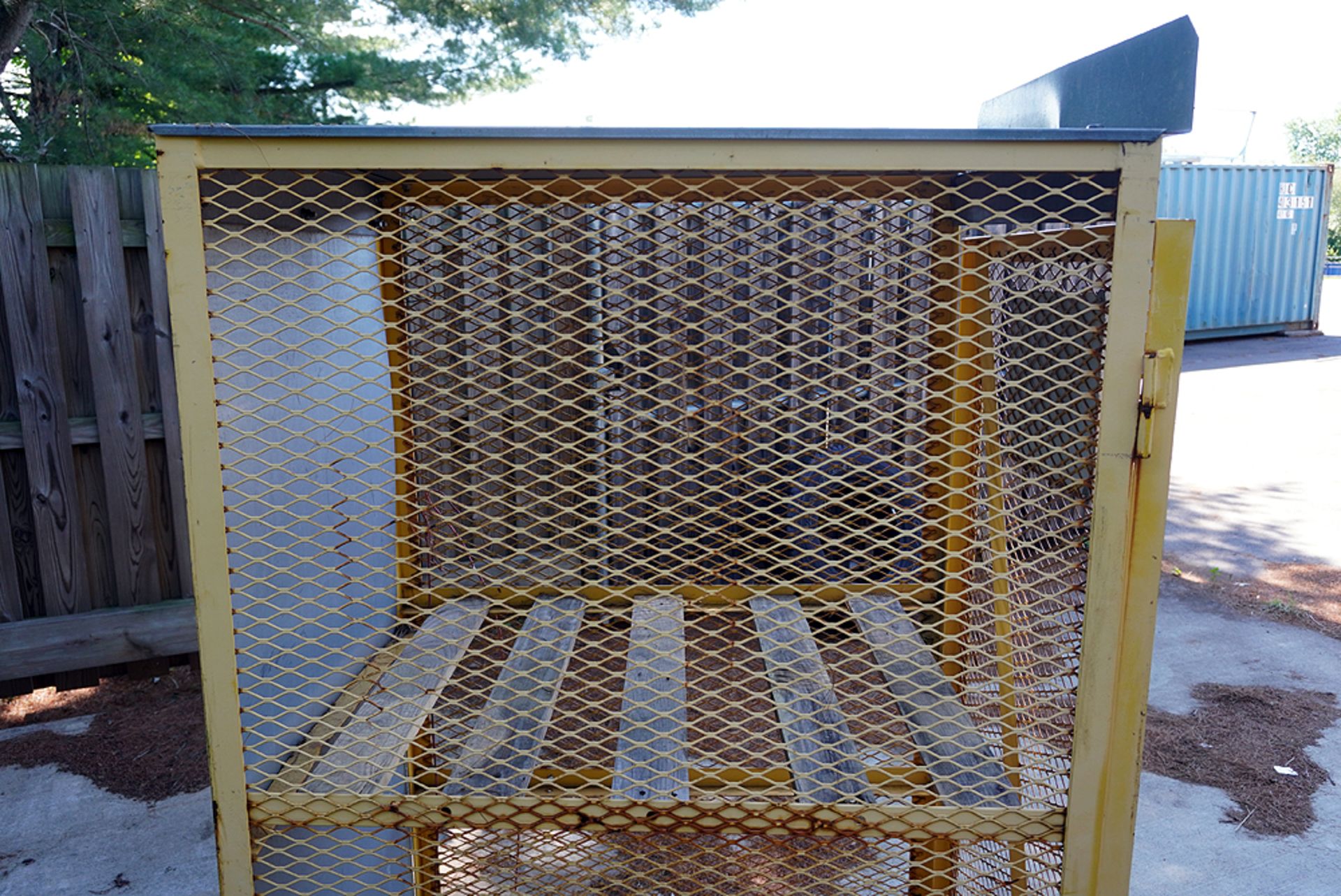 STEEL HAZMAT SECURITY CAGE - Image 3 of 9