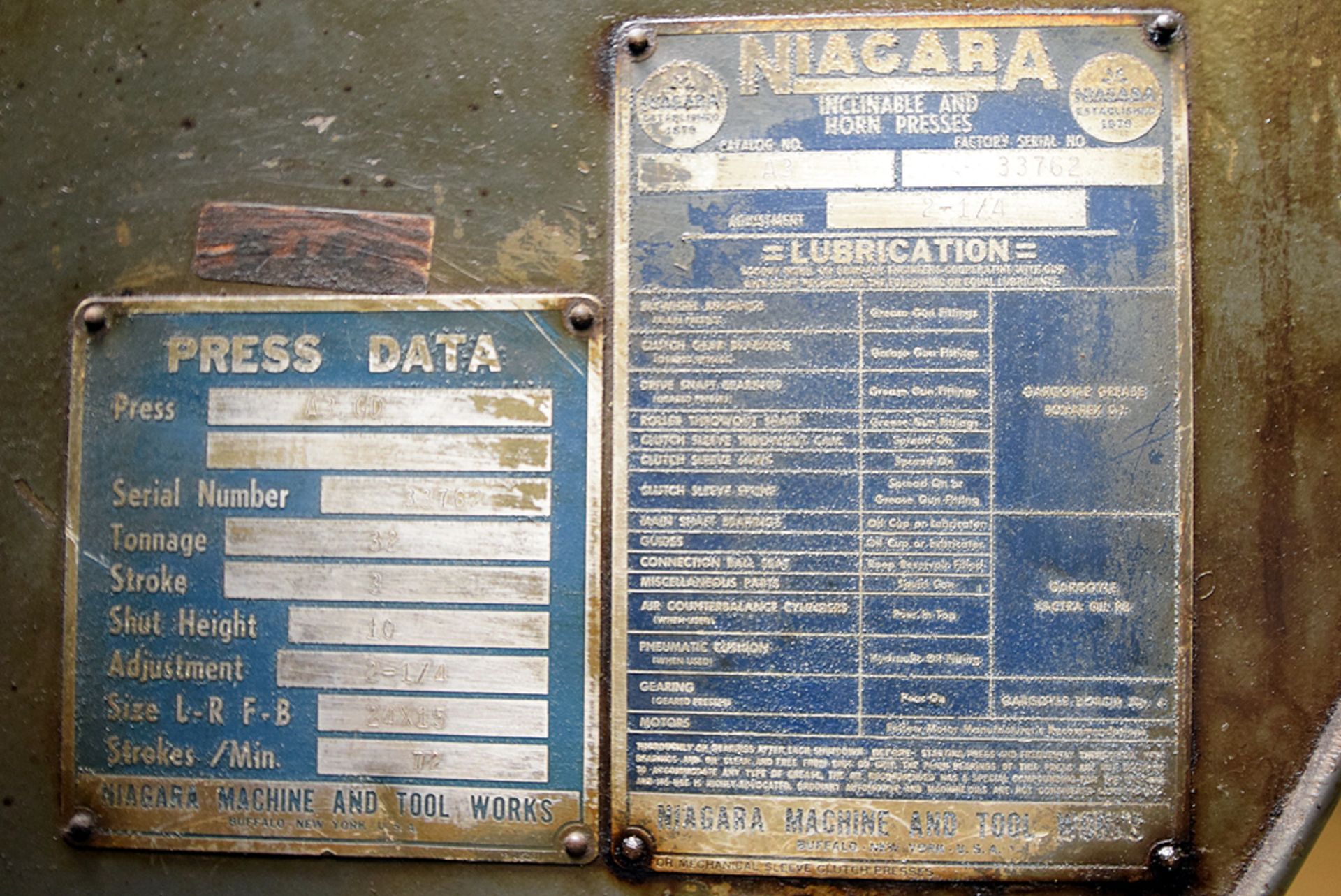 Niagara Model A3, 32 Ton, OBI Punch Press, 2-1/2" Stroke - Image 3 of 4