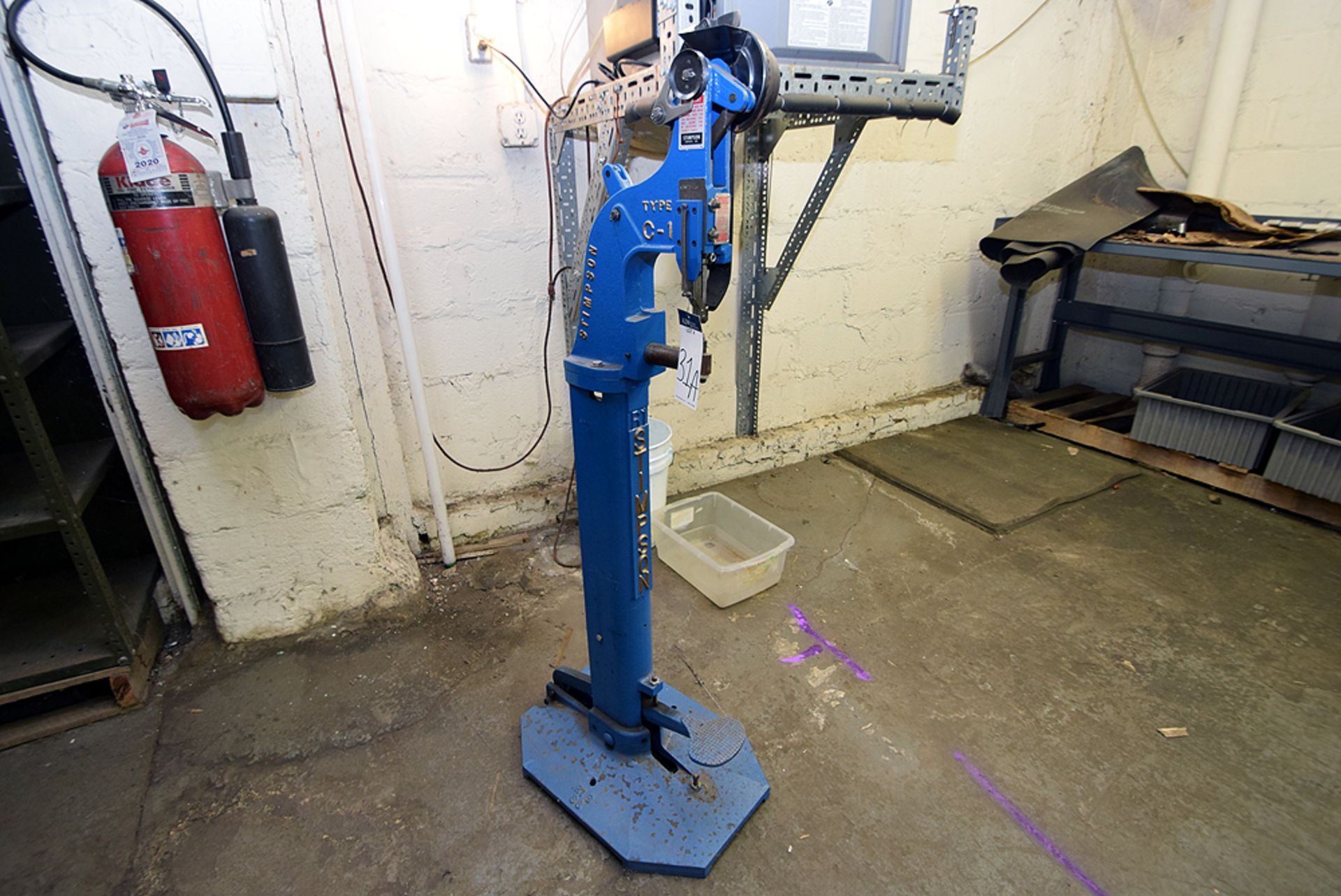 Stimpson Model C-1 Foot Operated Riveter - Image 2 of 2