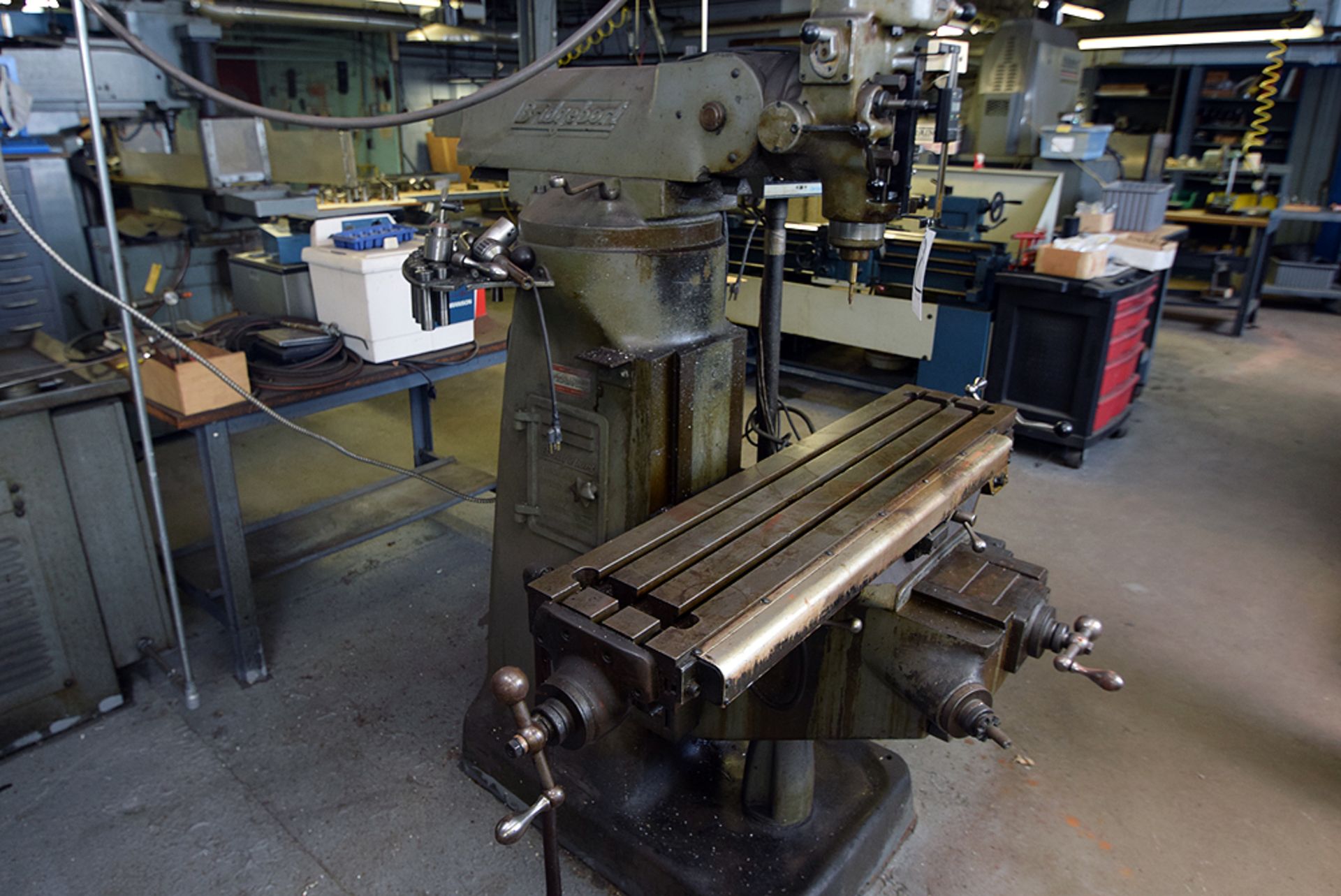 Bridgeport Vertical Milling Machine, 1-1/2 HP w/ Optisyn 500 Digital Read Out - Image 5 of 8