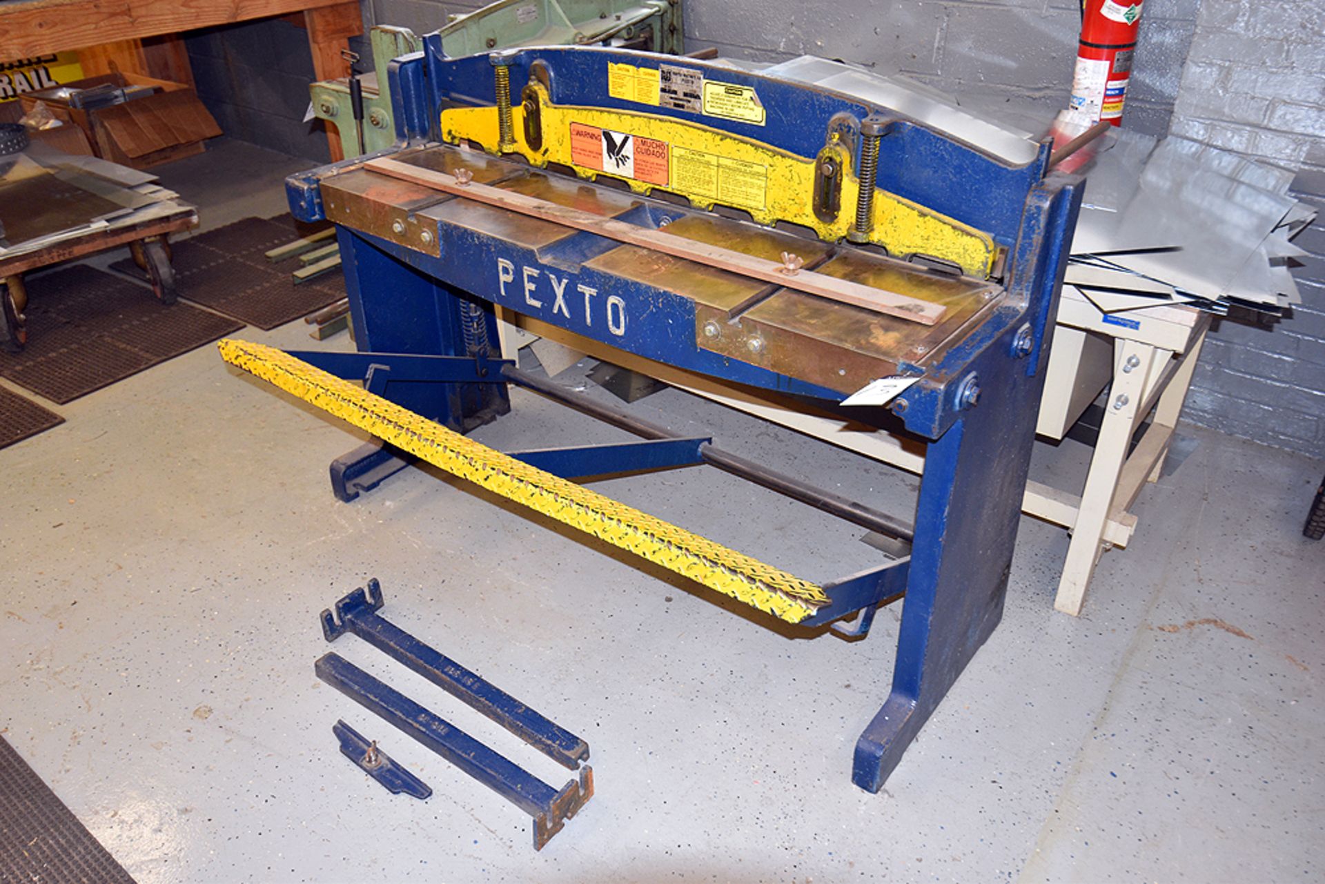 Pexto Foot Shear