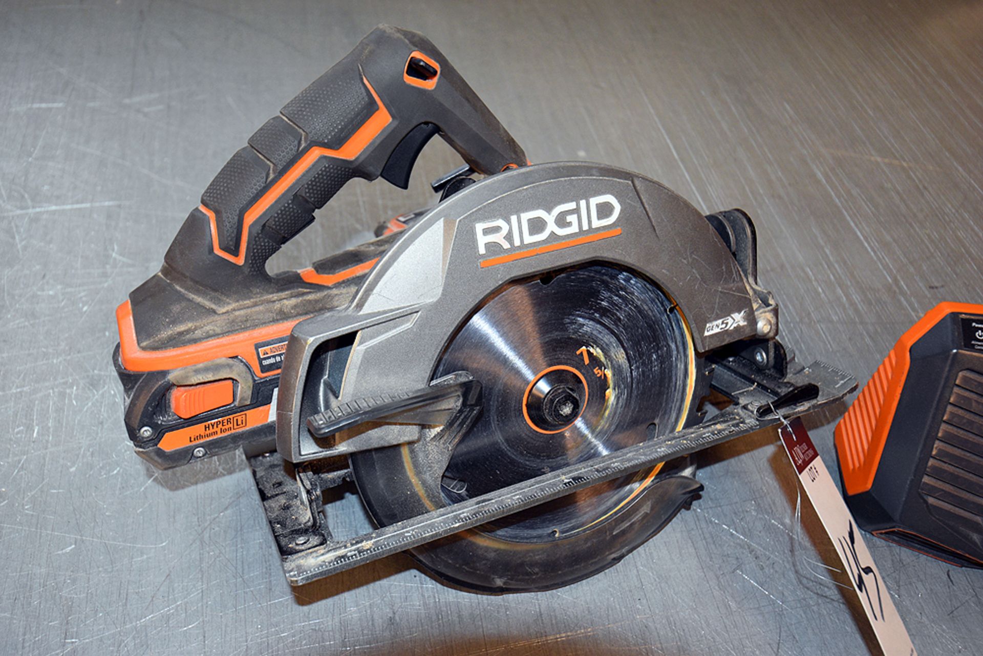 Ridgid Circular Saw & Battery - Image 2 of 4