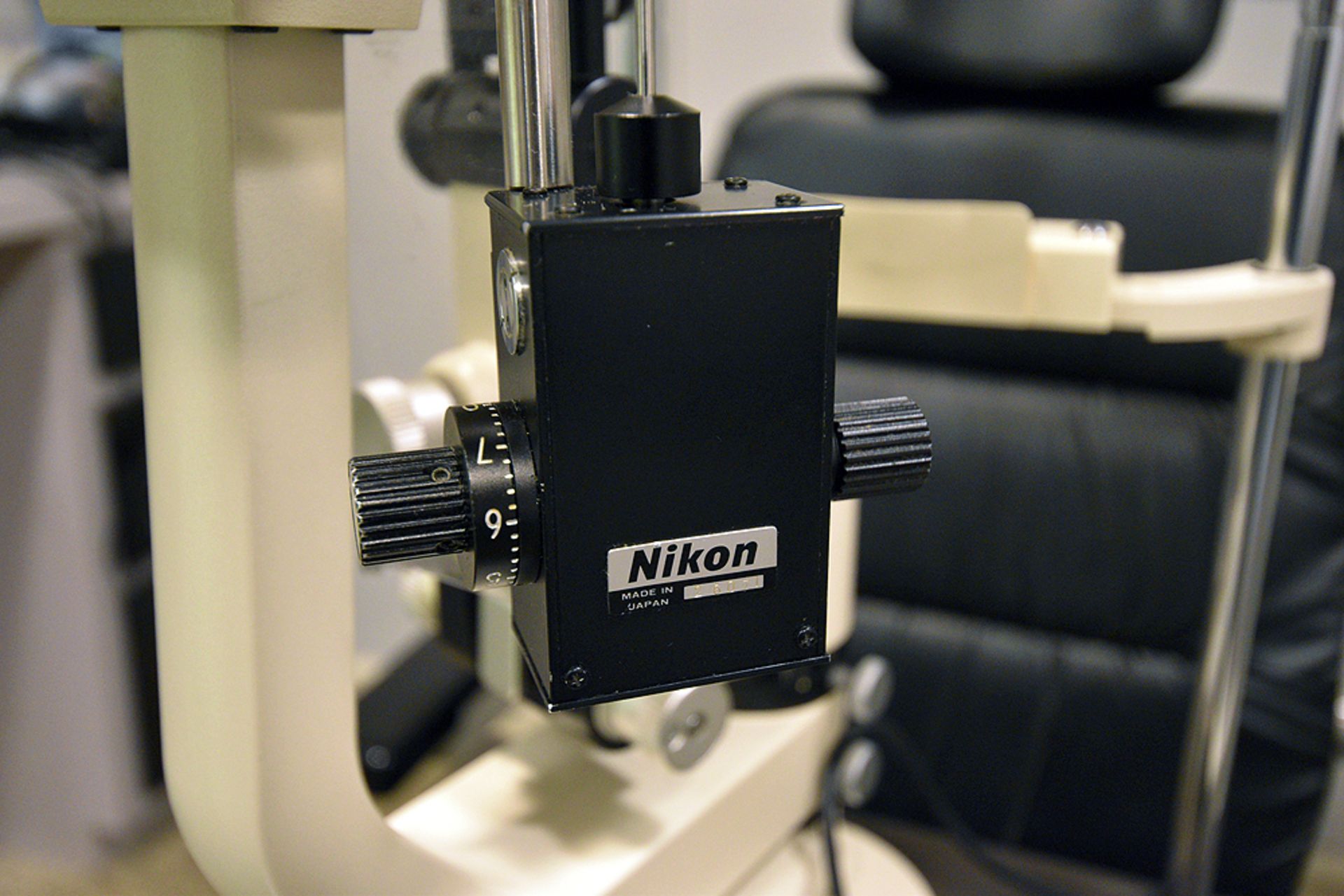 Nikon Microscope - Image 4 of 5