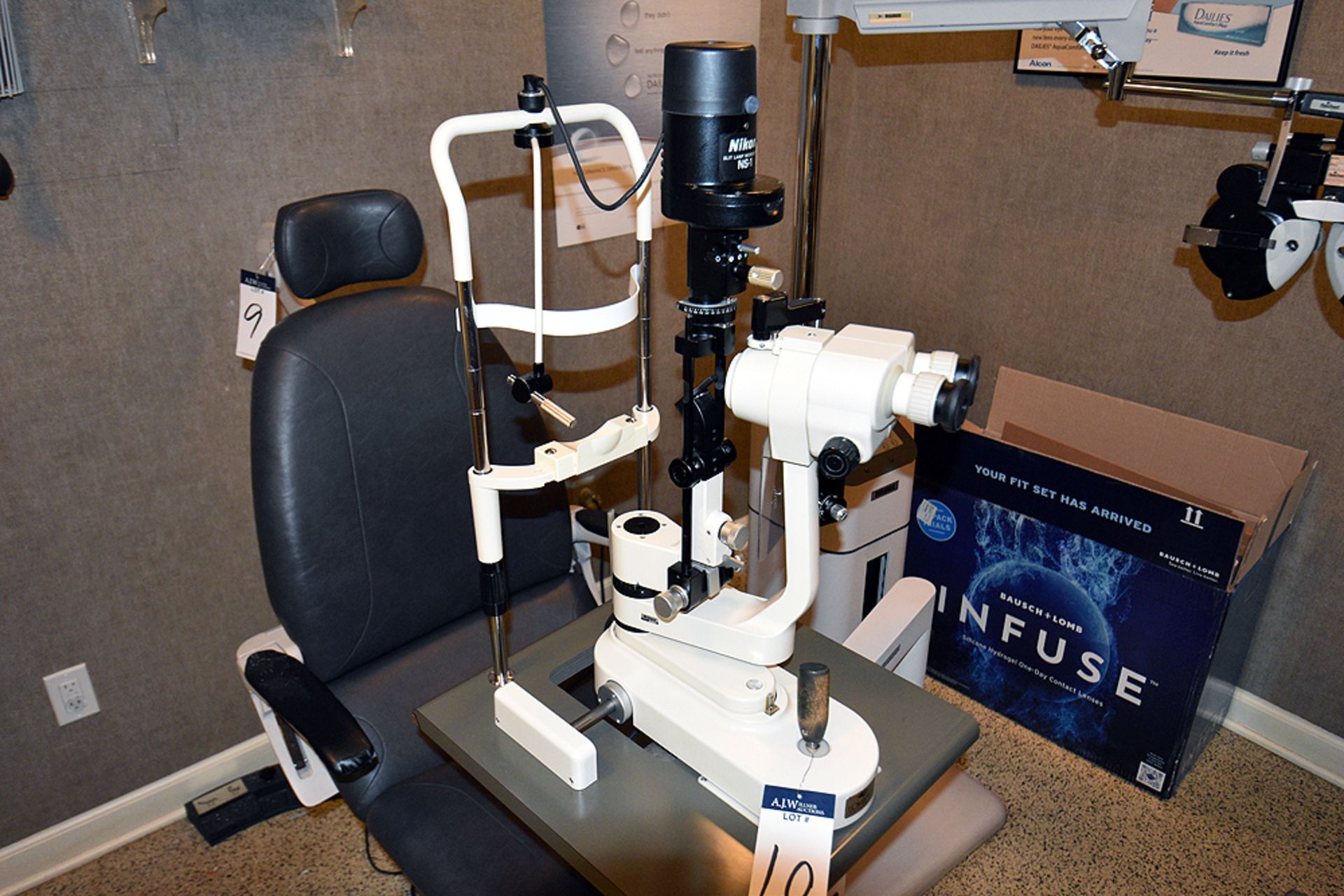 Nikon Microscope - Image 2 of 5