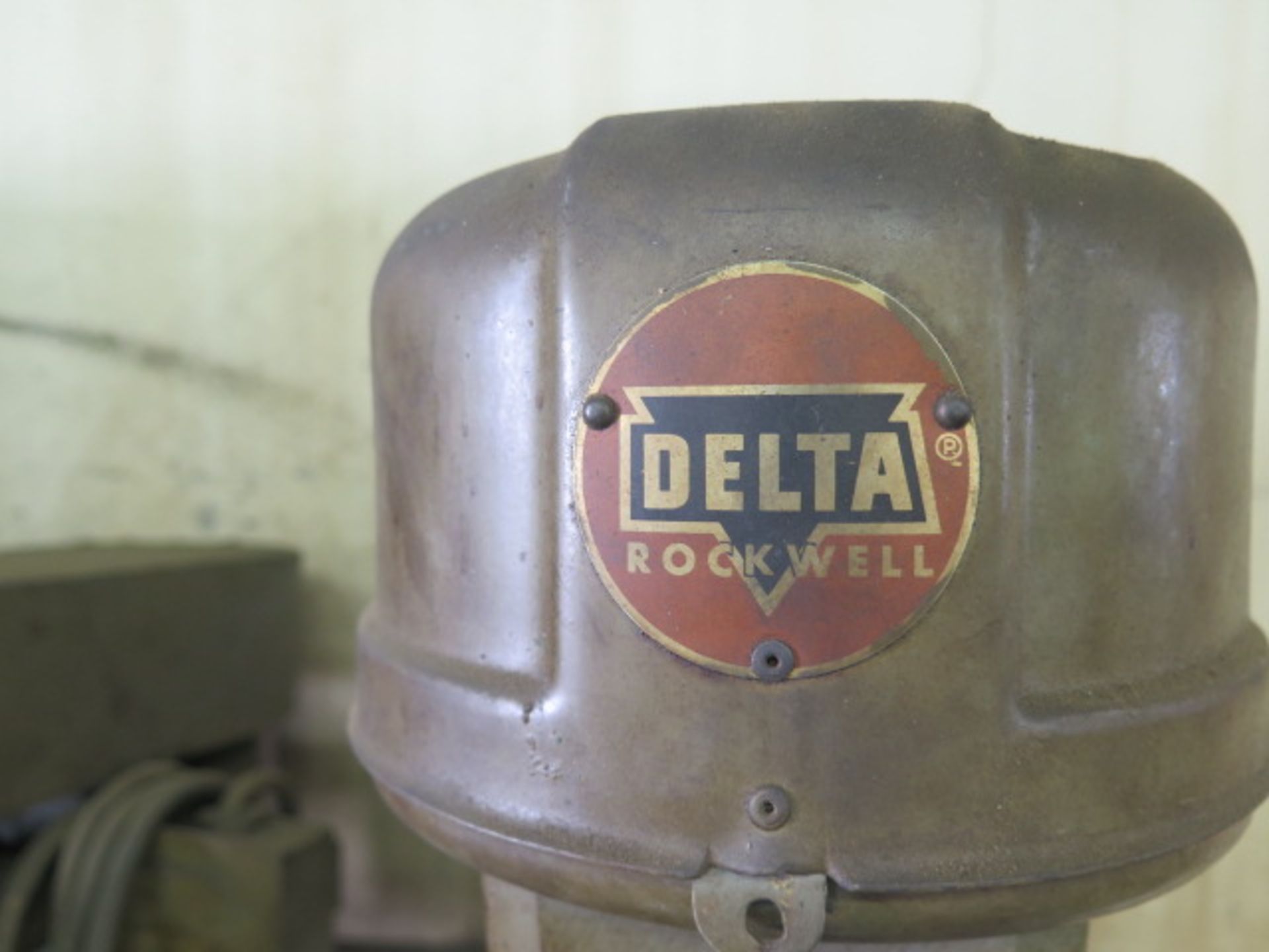 Delta/Rockwell Pedestal Drill Press w/ 5-Speeds, 10” x 10” Table (SOLD AS-IS - NO WARRANTY) - Image 5 of 5