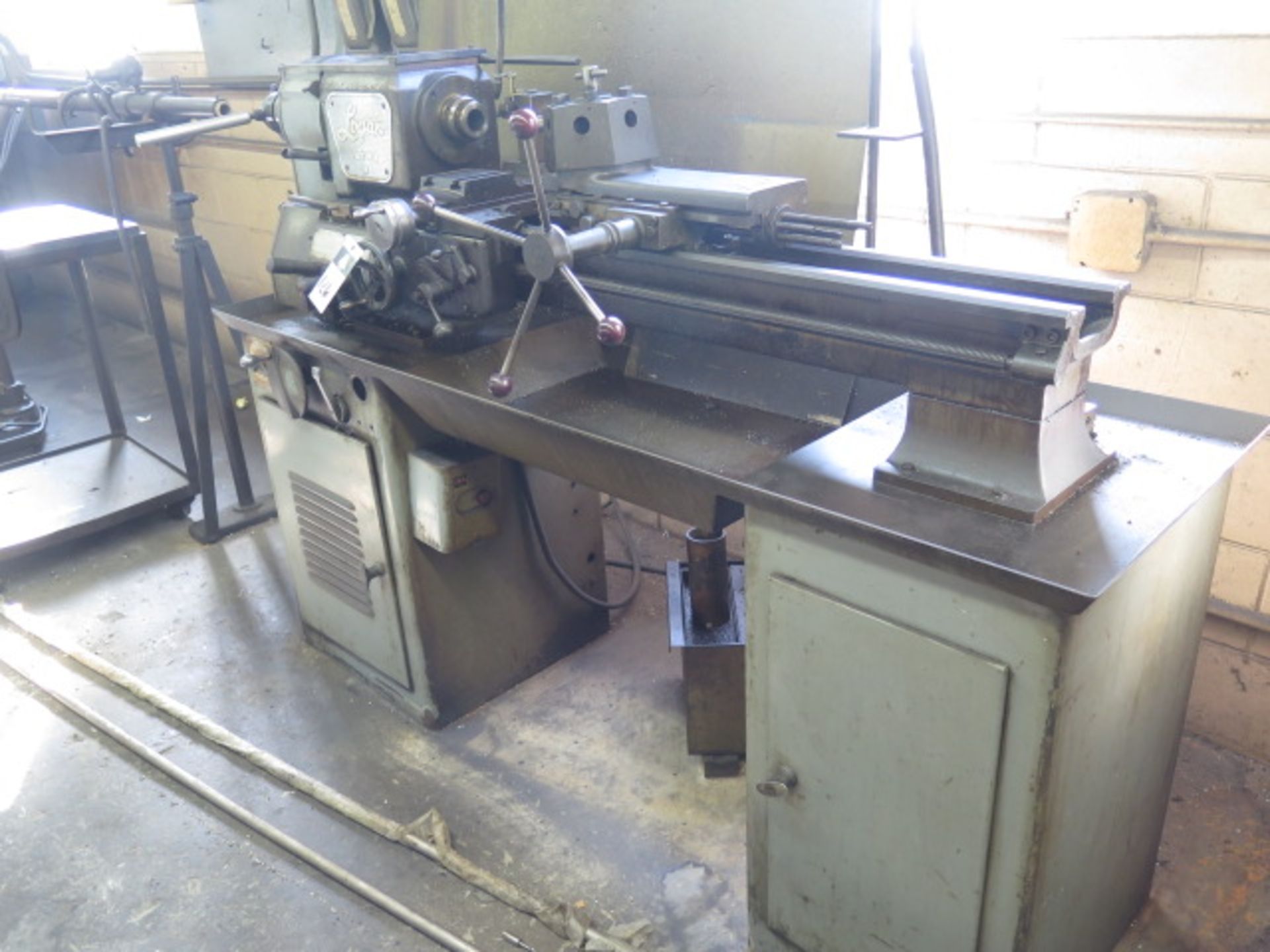 Logan mdl. 2557VH Second OP Lathe w/ 55-2000 Dial RPM, Inch Threading, 6-Station Turret, SOLD AS IS - Image 3 of 9