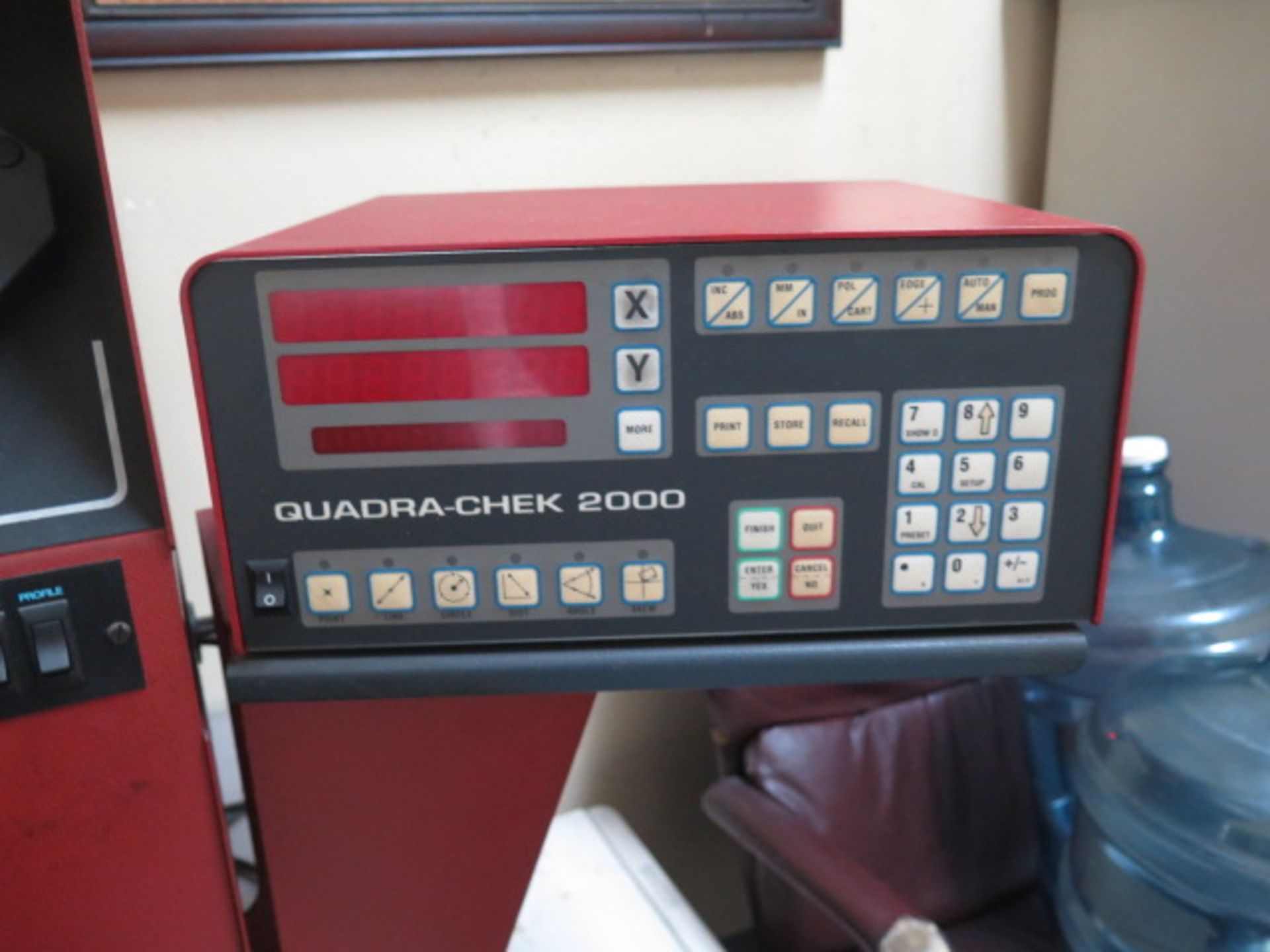 Starrett HB350 Table Model Optical Comparator w/ Quadra-Chek 2000 Programmable DRO (SOLD AS-IS - - Image 7 of 9