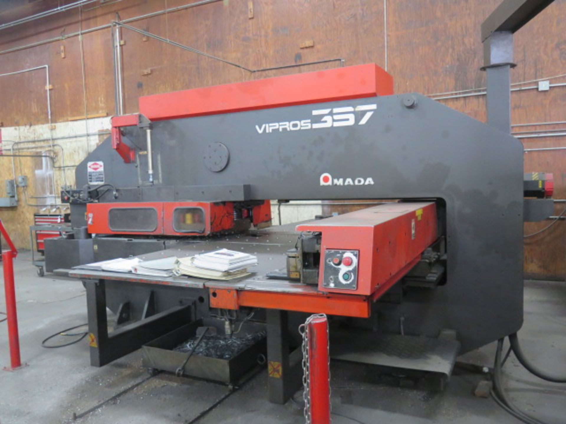 Amada VIPROS 357 mdl. VP305072 30-Ton CNC Turret Press s/n AVP57030 w/ Amadan-O4P-C, SOLD AS IS - Image 3 of 12