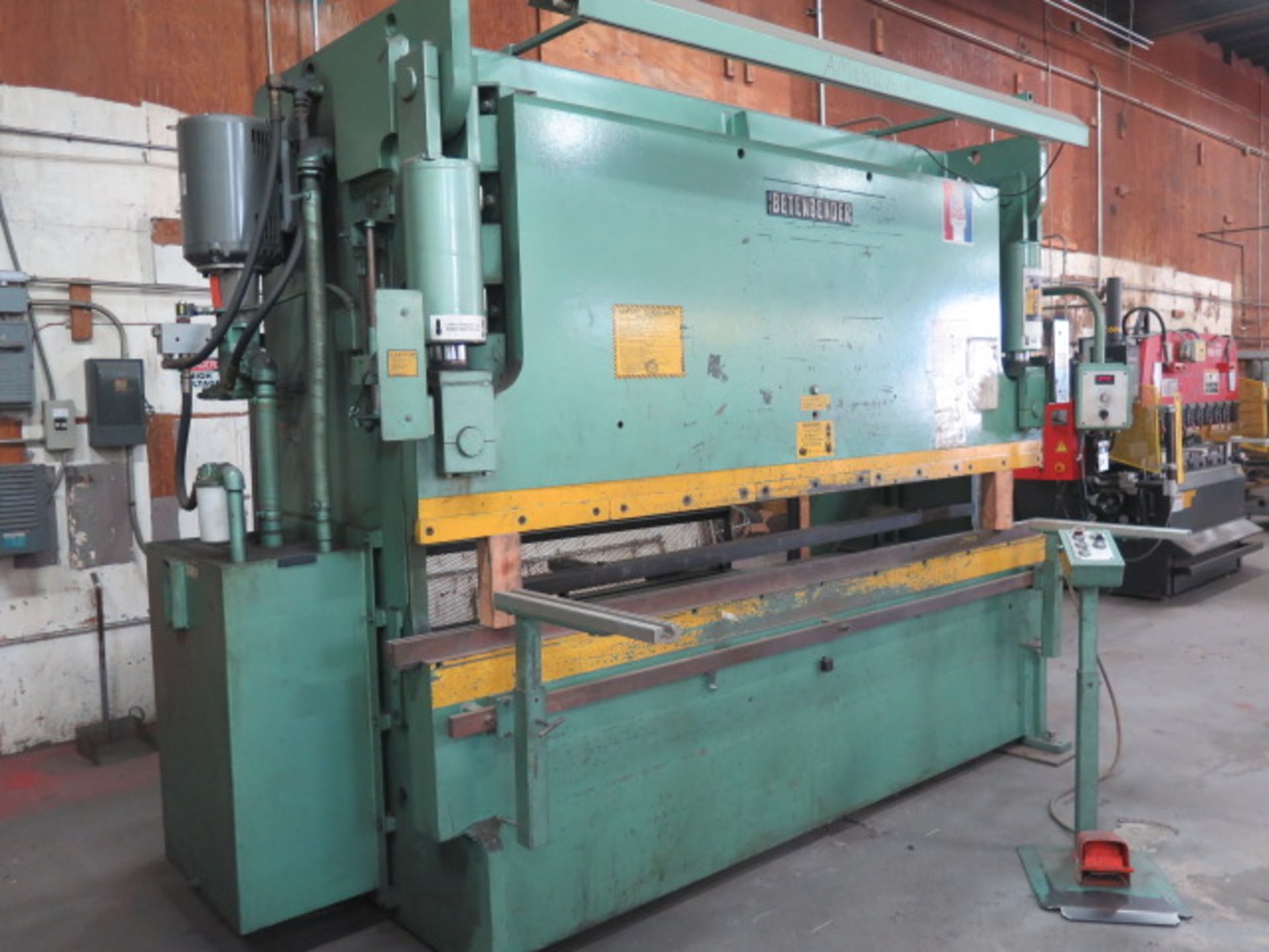 Betenbender 10-95T 95 Ton x 10’ Hydraulic Press Brake s/n 75899 w/ Back Gauge Control, SOLD AS IS - Image 3 of 13