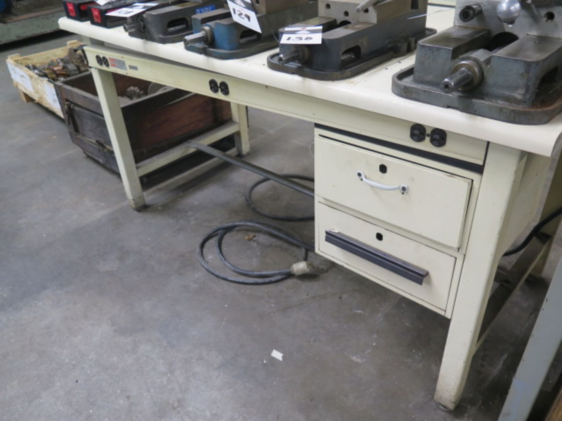 Work Benches (3) (SOLD AS-IS - NO WARRANTY) - Bild 5 aus 7