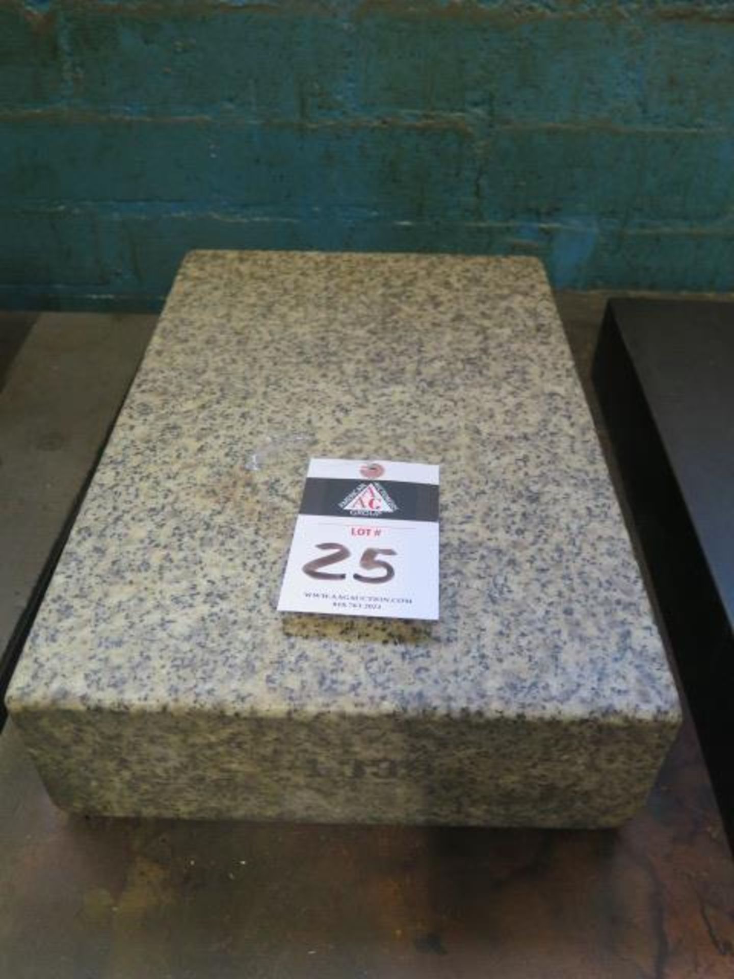 12" x 18" x 4.5" Granite Surface Plate (SOLD AS-IS - NO WARRANTY)