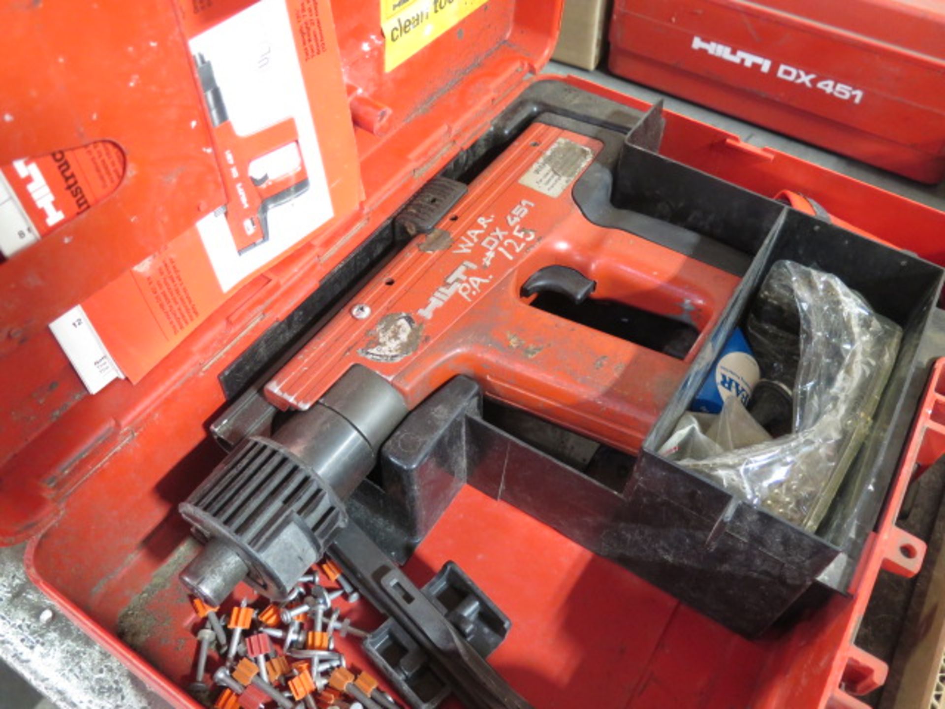 Hilti DX451 Powder Shot Tool (SOLD AS-IS - NO WARRANTY) - Image 3 of 4