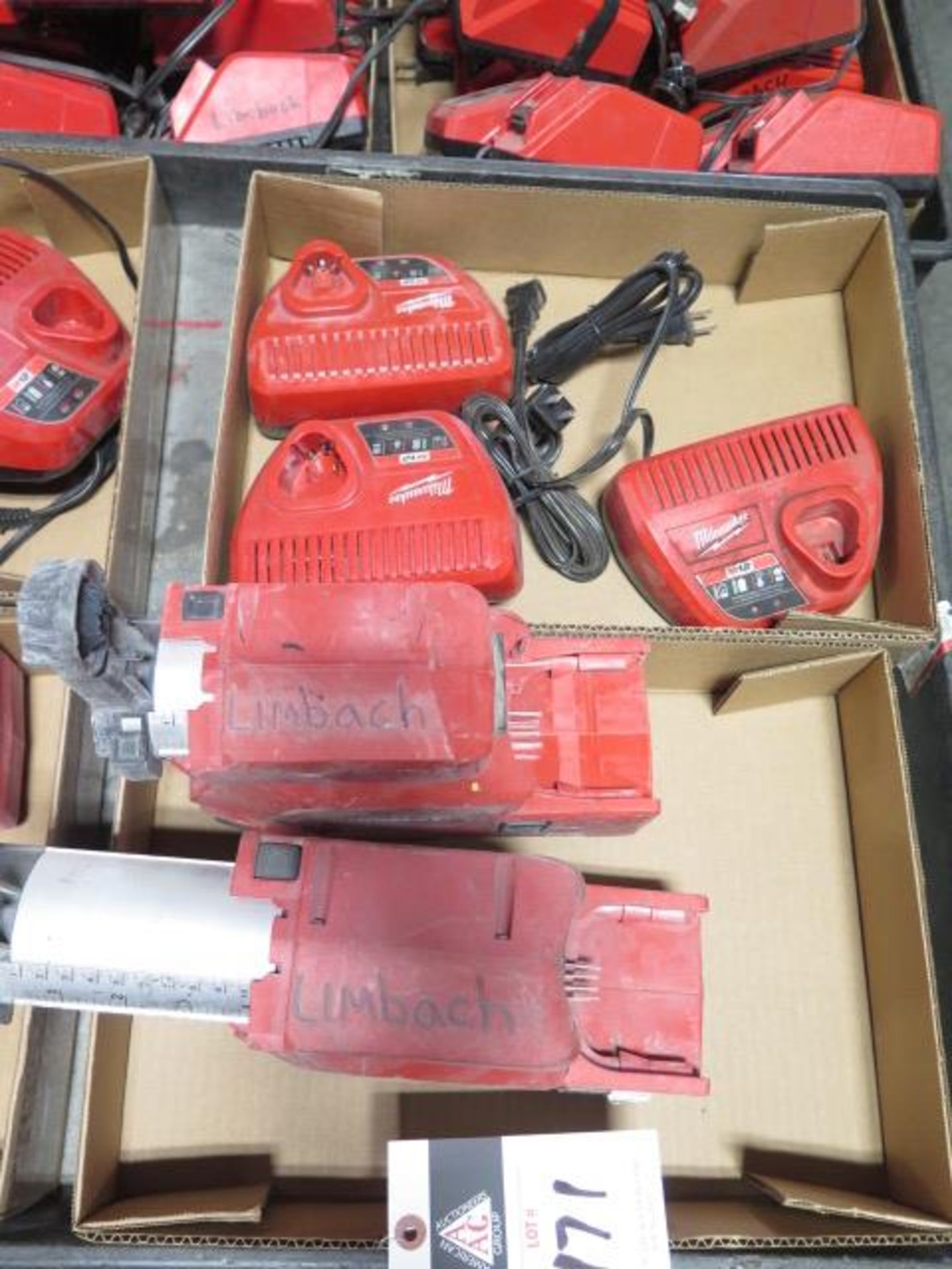 Milwaukee HammerVAC Universal Dust Extractors (2) (NO BATTERIES) 2/ (2) Chargers (SOLD AS-IS - NO - Image 2 of 4