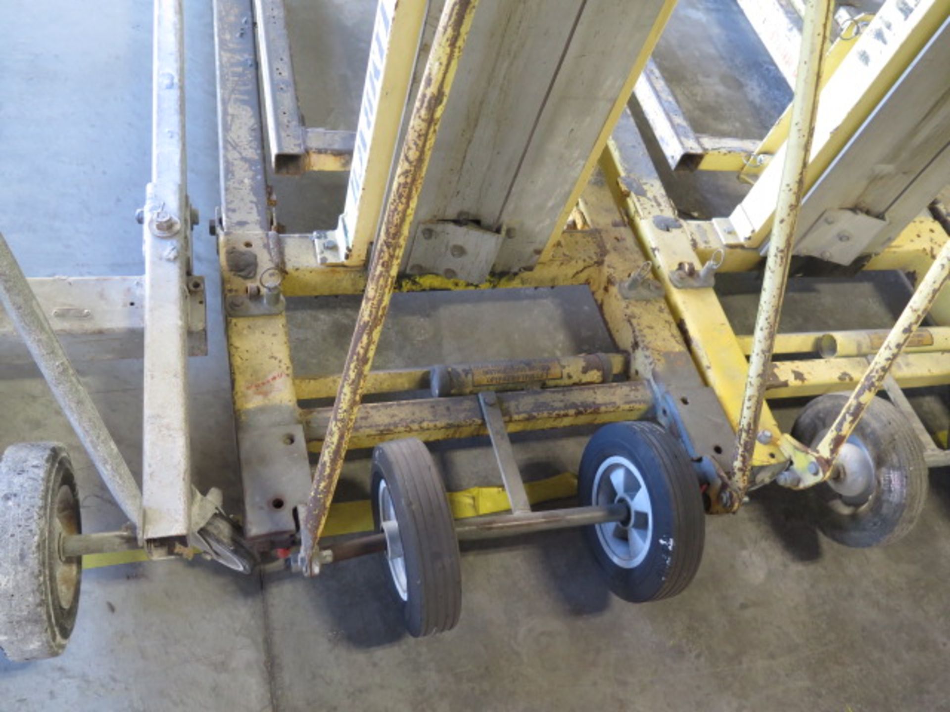 Sumner Material Lift (SOLD AS-IS - NO WARRANTY) - Image 2 of 7