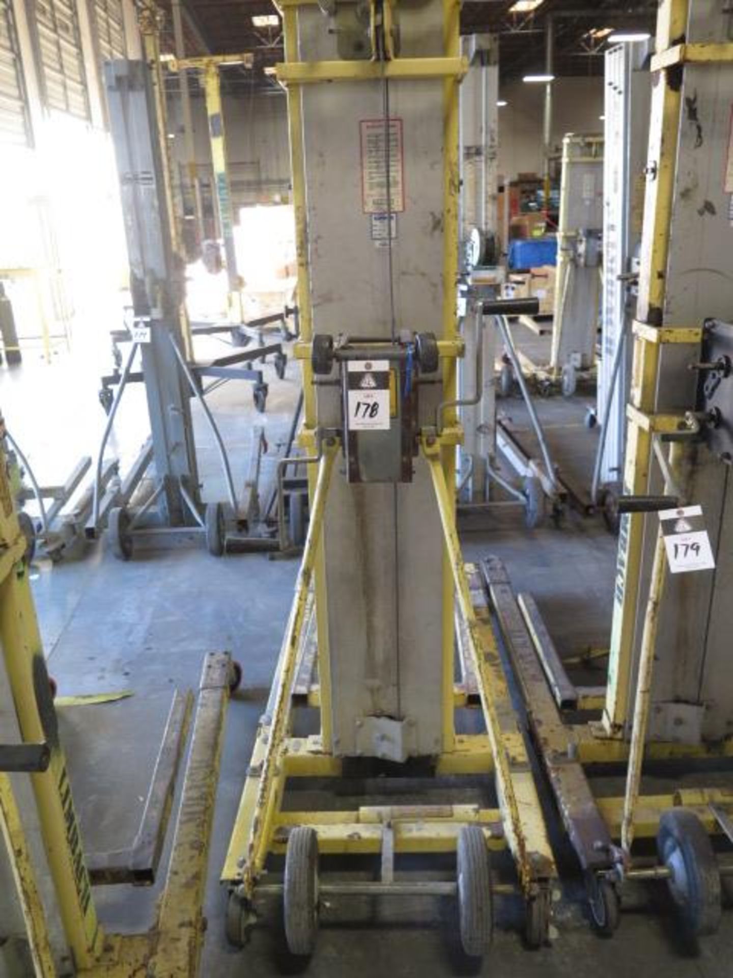 Sumner Material Lift (SOLD AS-IS - NO WARRANTY)