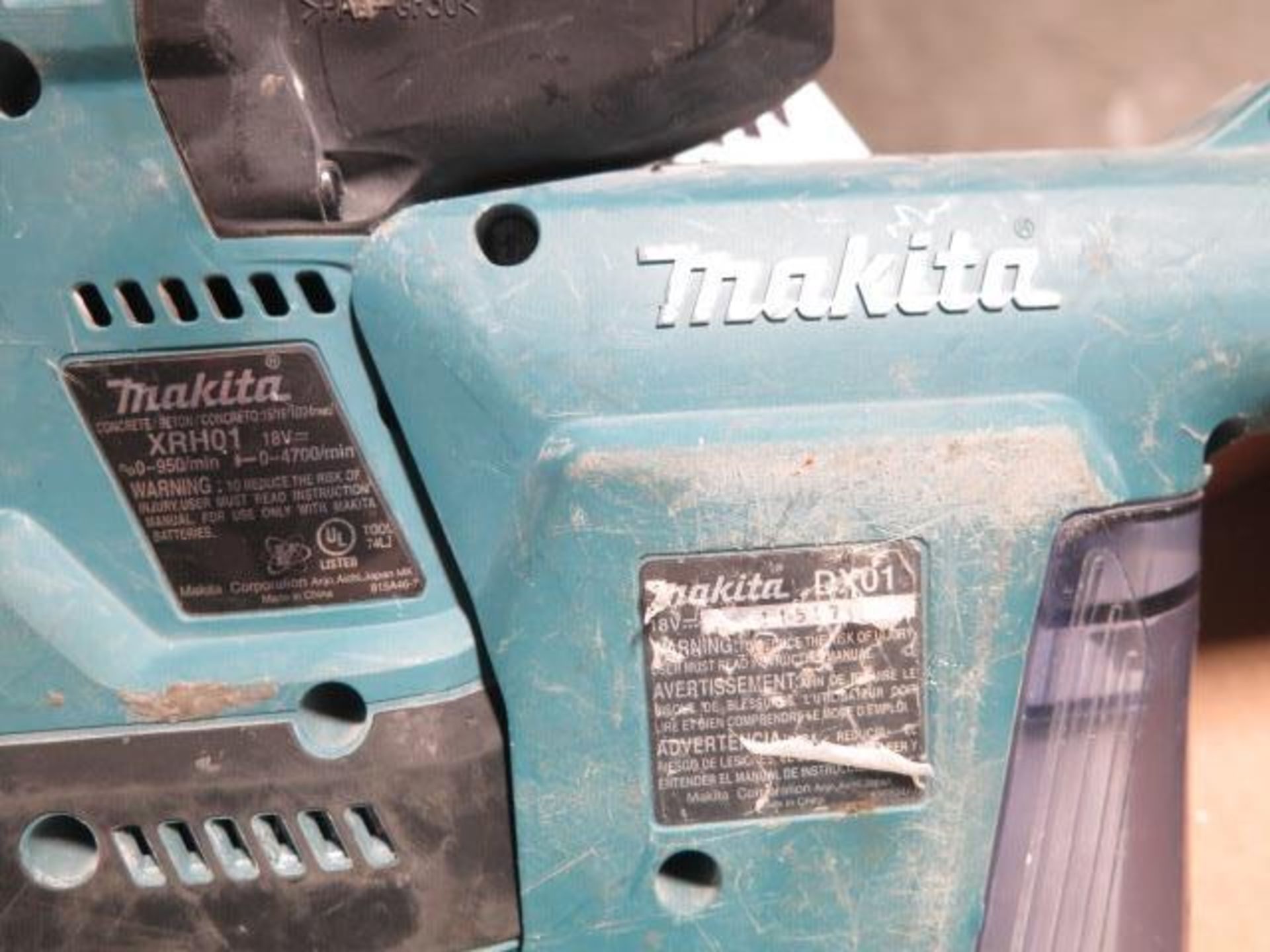 Makita 18V Rotary Hammers (2) w/ Dust Extractors, Battery and Chargers (SOLD AS-IS - NO WARRANTY) - Image 6 of 6