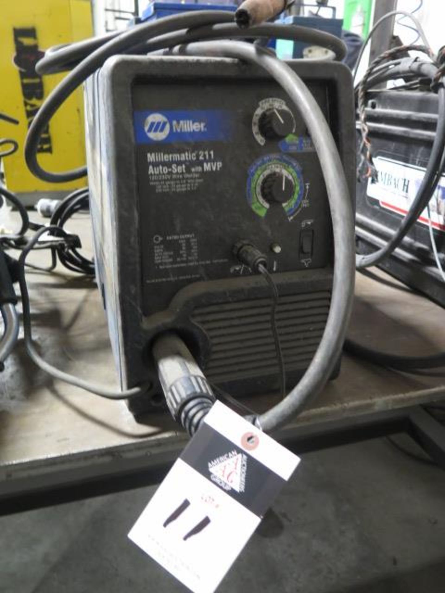 Miller Millermatic 211 Auto-Set with MVP 120/230V Wire Welder s/n MD450585N (SOLD AS-IS - NO
