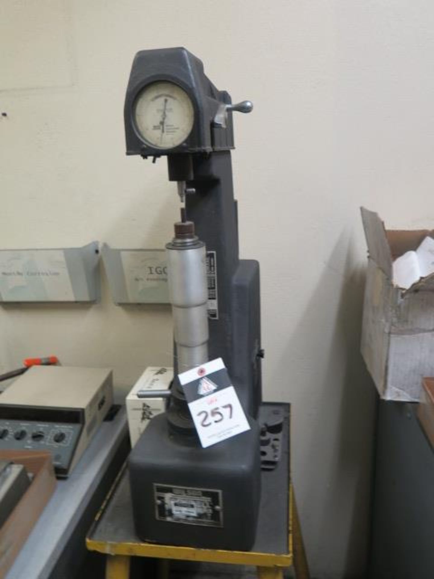 Wilson 4OURbRB Rockwell Hardness Tester s/n 1904w/ Stand (SOLD AS-IS - NO WARRANTY) - Image 2 of 8