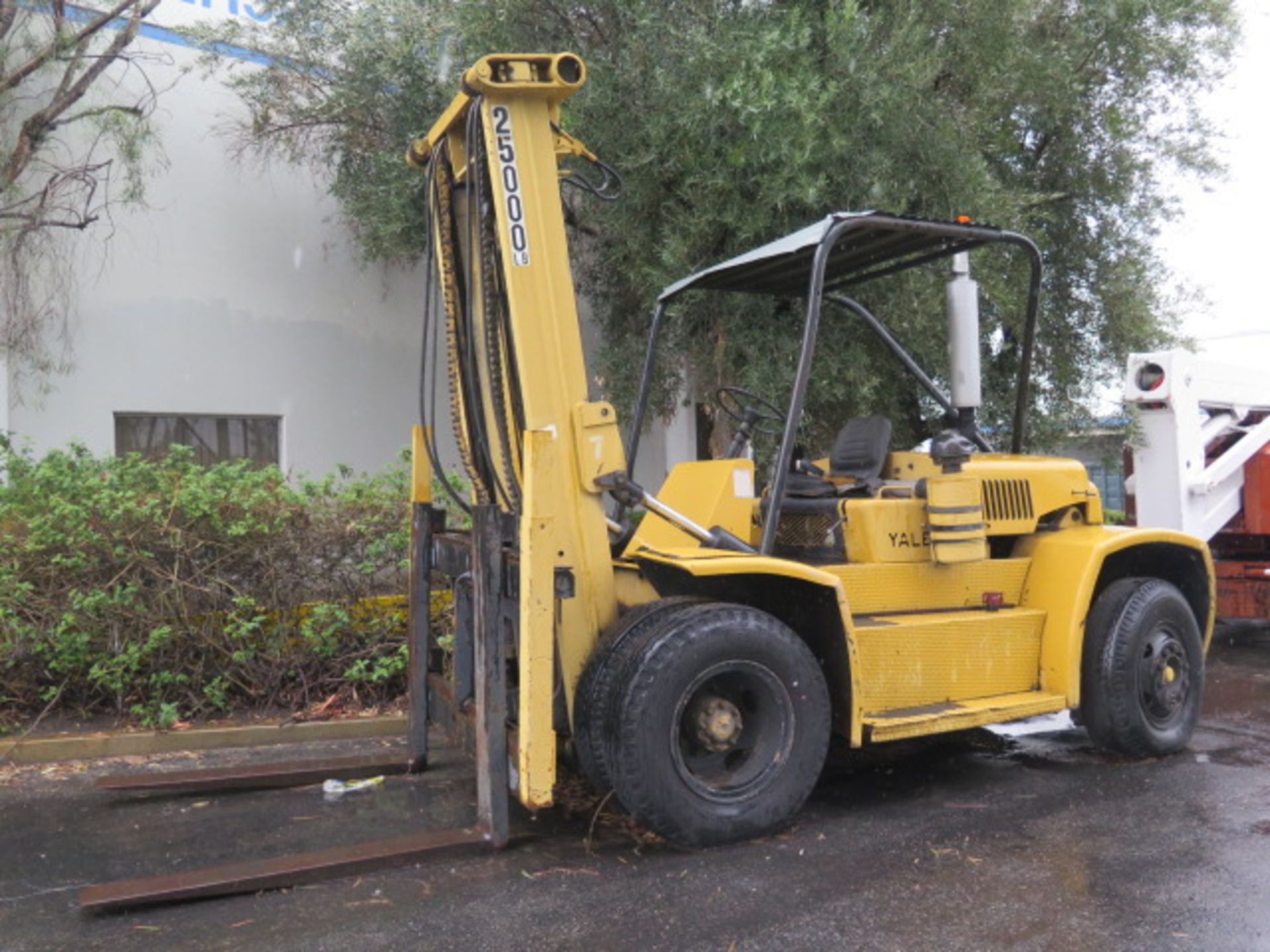 Yale 25,000 Lb Cap Diesel Forklift w/ 2-Stage Mast, Diesel Engine (SOLD AS-IS – NO WARRANTY) - Image 2 of 16