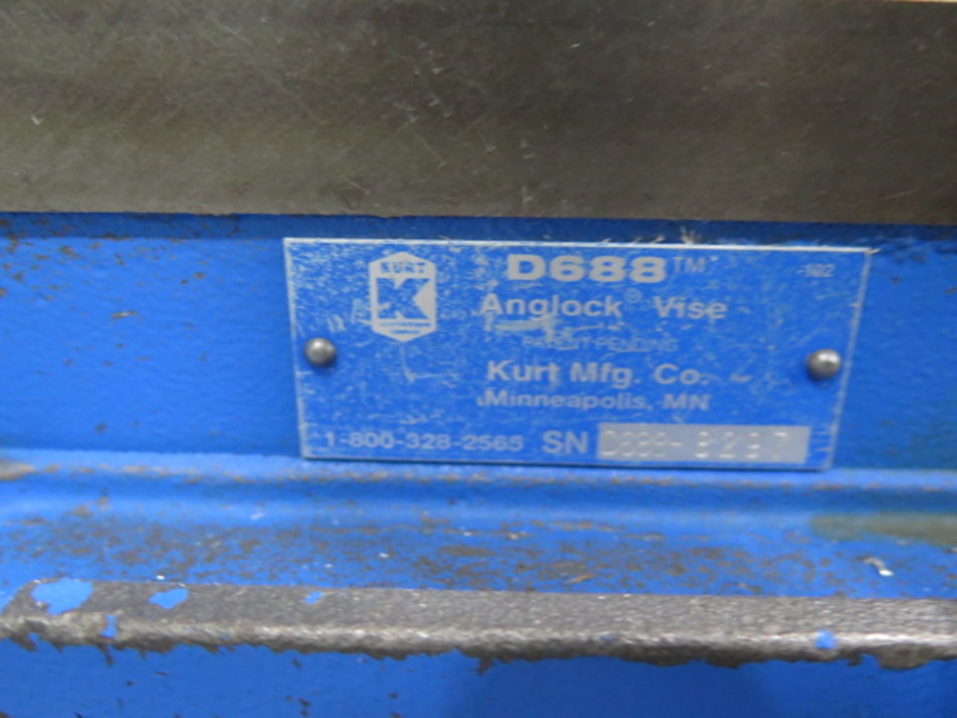 Kurt D688 6" Angle-Lock Vise (SOLD AS-IS - NO WARRANTY) - Image 3 of 3