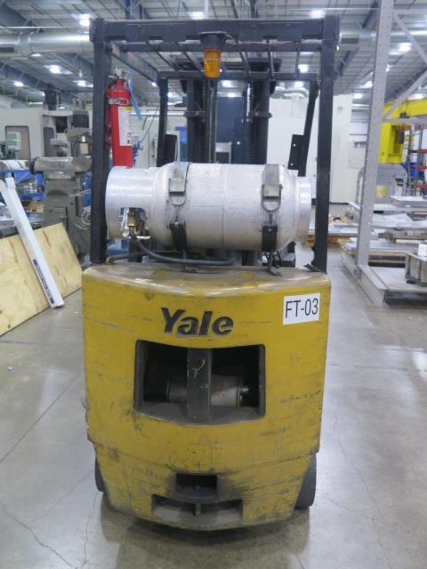 Yale GLC030CENUAE083 3000 Lb LPG Forklift s/n N542835 w/ 3-Stage Mast, 190” Lift Height, SOLD AS IS - Image 2 of 11