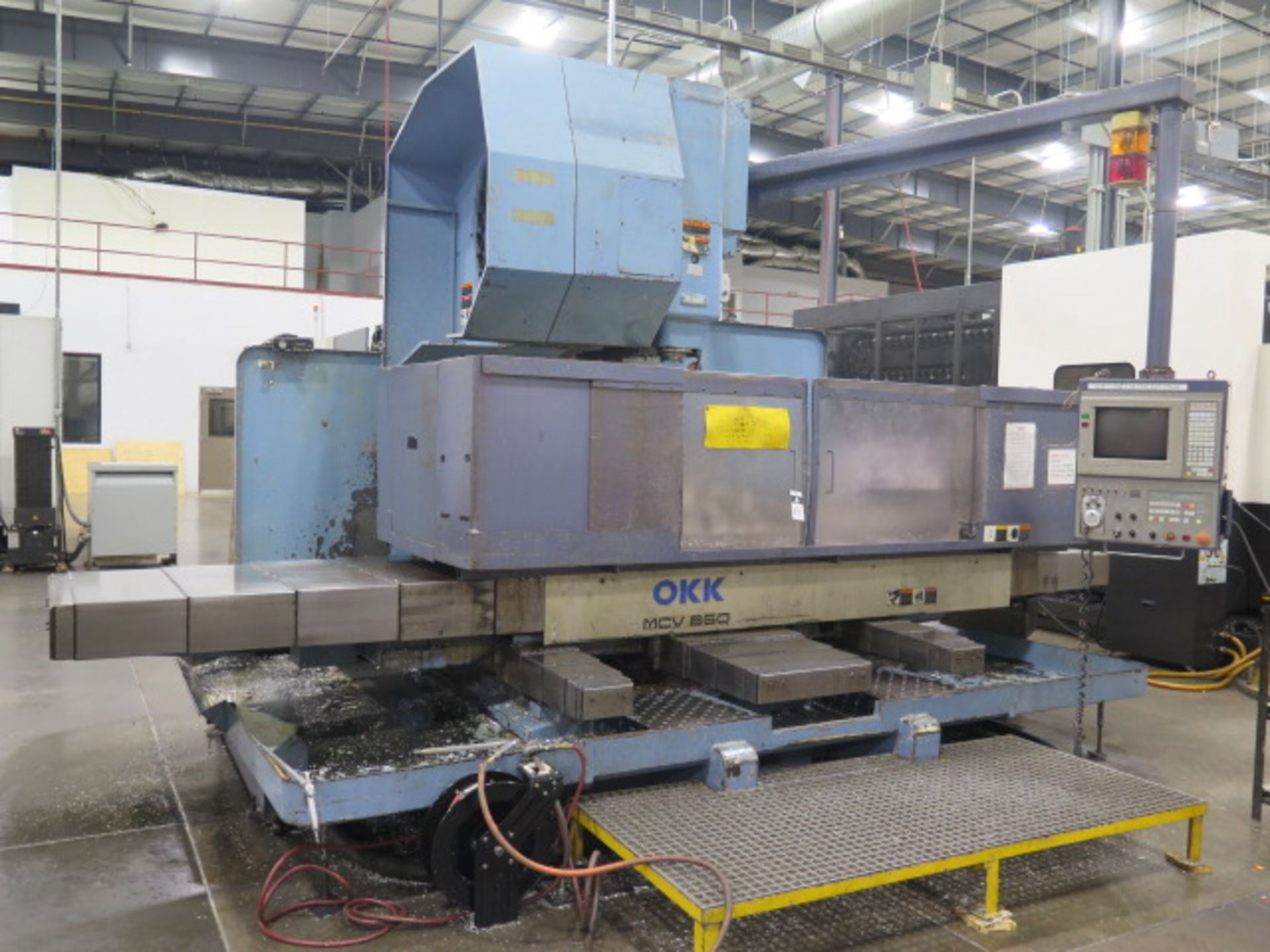 OKK MCV860 CNC VMC s/n 106 w/ OKK Neomatic Controls, 30-Station Side Mount ATC, SOLD AS IS - Image 2 of 12