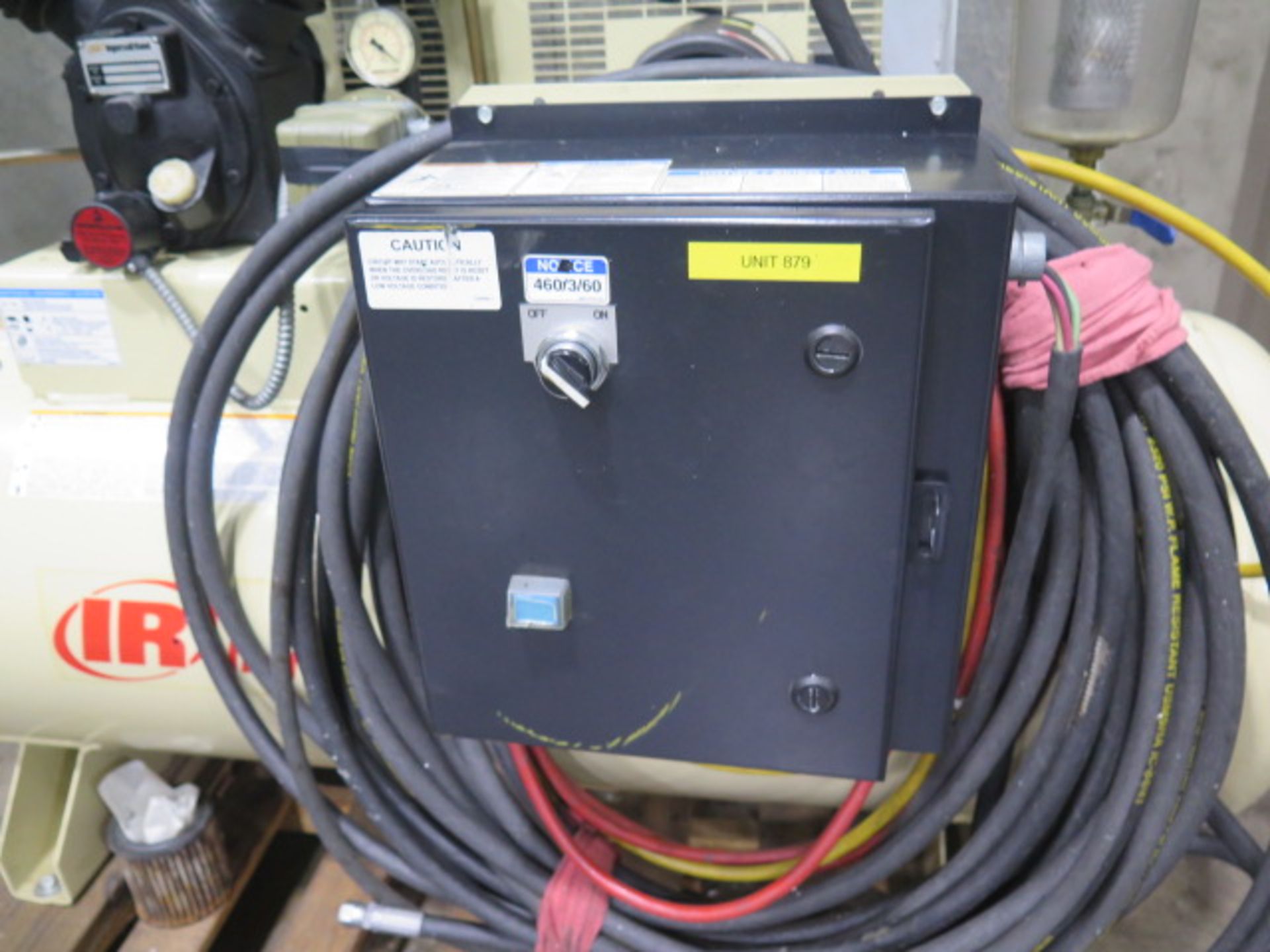 Ingersoll Rand V235D1.5 Vacuum Compressor s/n 0612150226 w/ 1.5Hp Motor, 80 Gallon Tank SOLD AS IS - Image 7 of 8