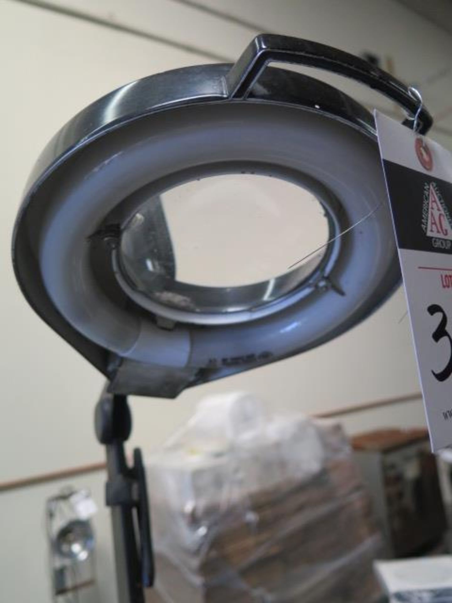 Magnifying Lamp (SOLD AS-IS - NO WARRANTY) - Image 2 of 3