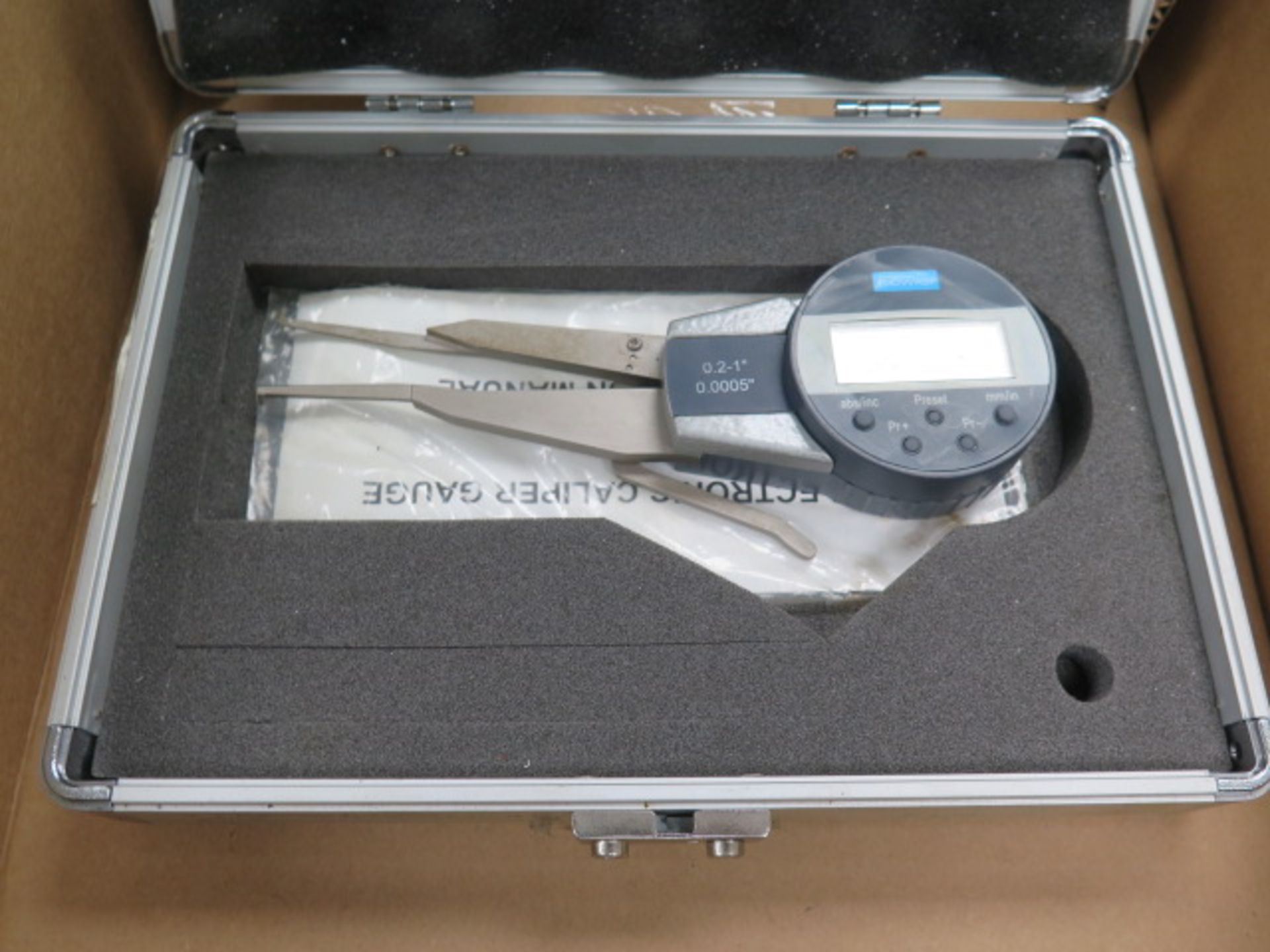 Fowler 0.2"-1.000" Digital Caliper Gage (SOLD AS-IS - NO WARRANTY) - Image 2 of 3