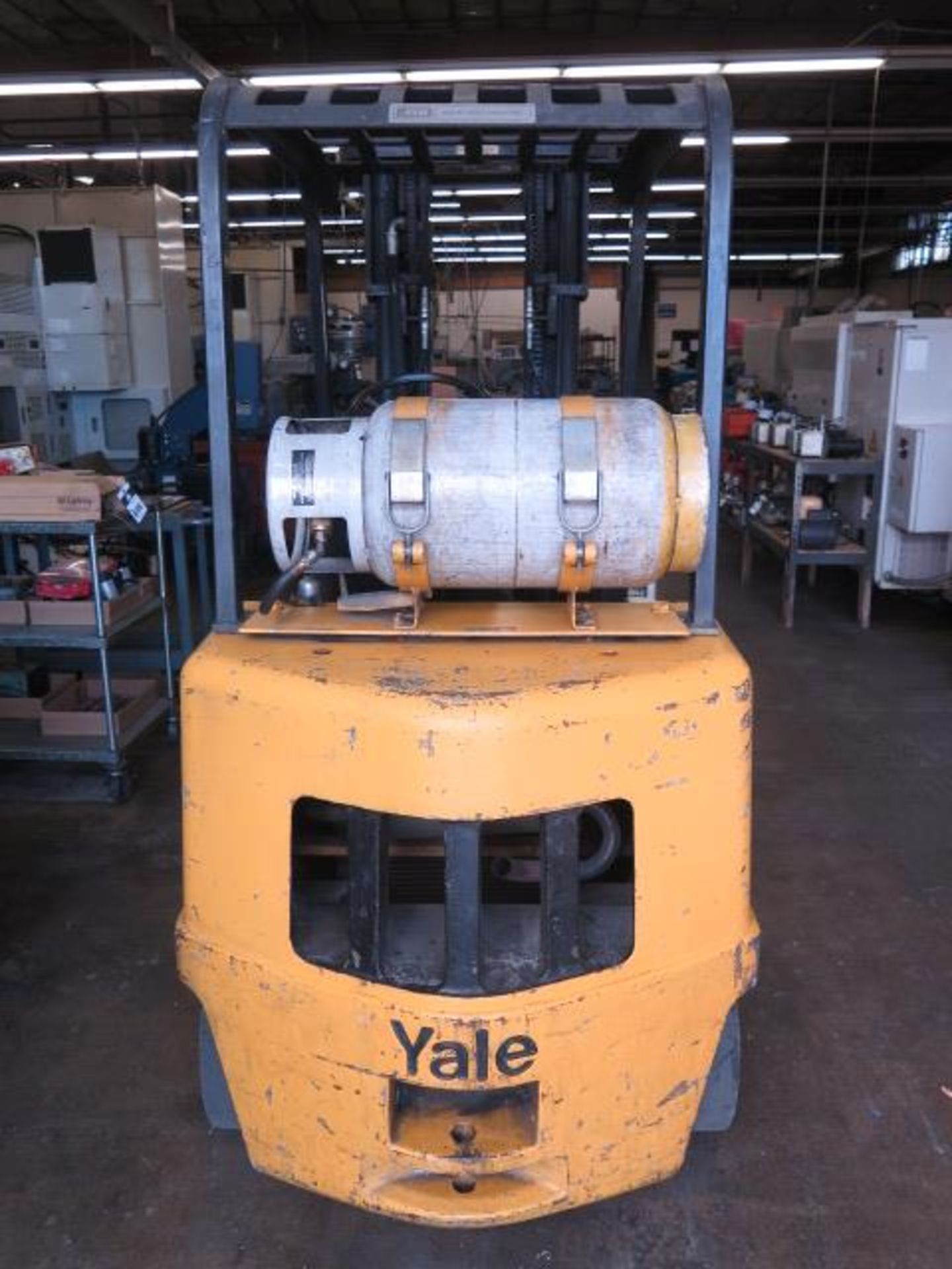 Yale GLC05RCJUAE083 5000 Lb Cap LPG Forklift s/n N401771 w/ 3-Stage Mast, 190” Lift Height, Side - Image 2 of 12