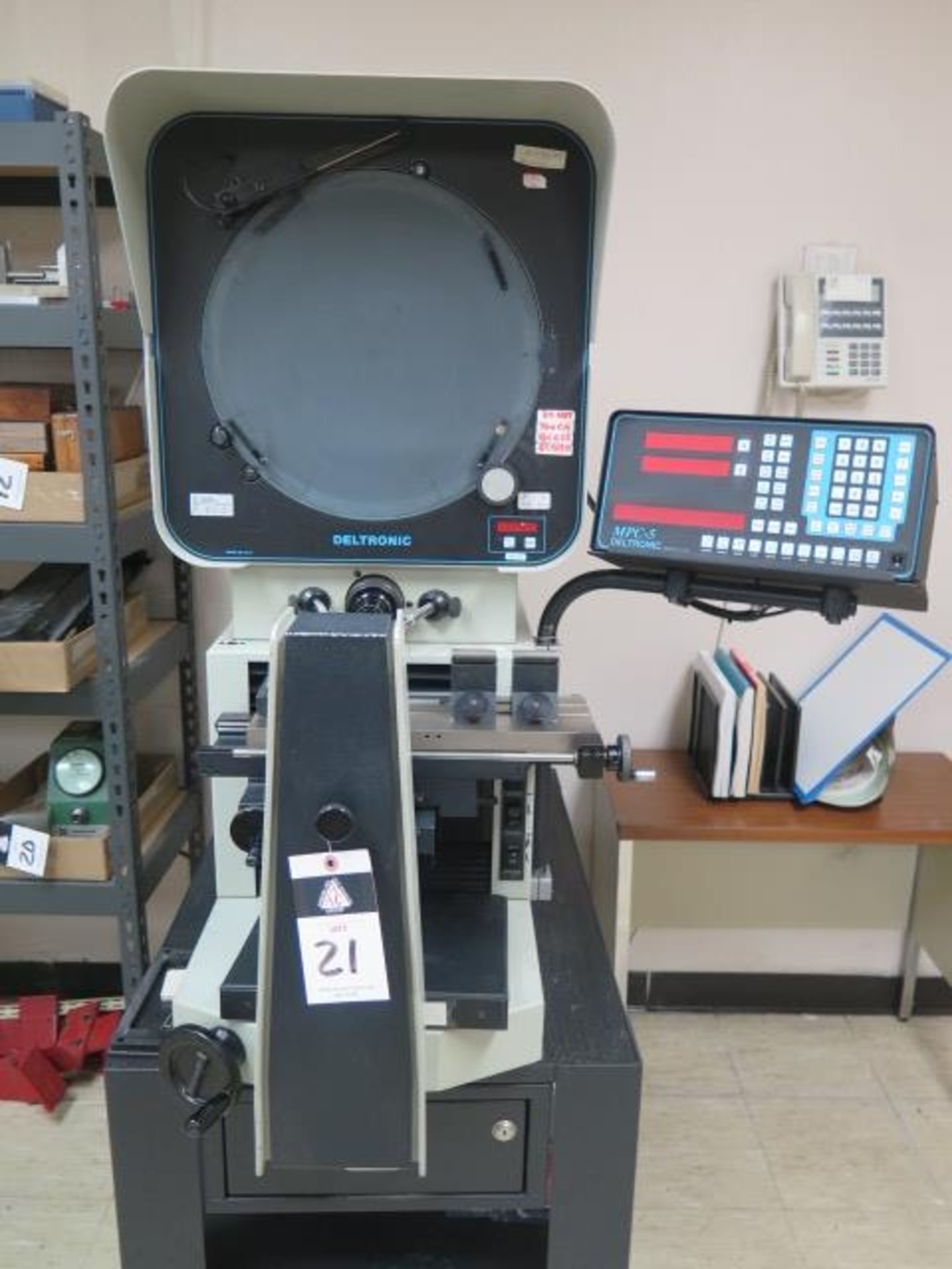 Deltronic DH214-MPC5E 14” Optical Comparator s/n 259074202 w/Deltronic MPC-5 Programmable SOLD AS IS