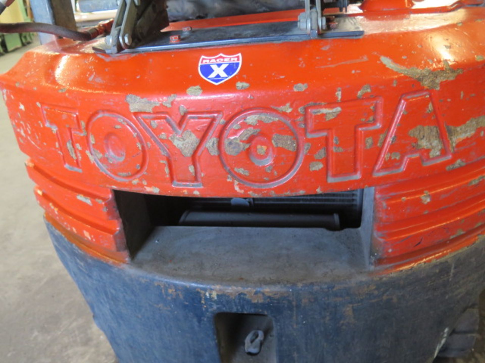 Toyota 40-5FG15 3000 Lb Cap LPG Forklift s/n 5FG18-14403 w/ 2-Stage Mast, Yard Tires (SOLD AS-IS - - Image 6 of 16
