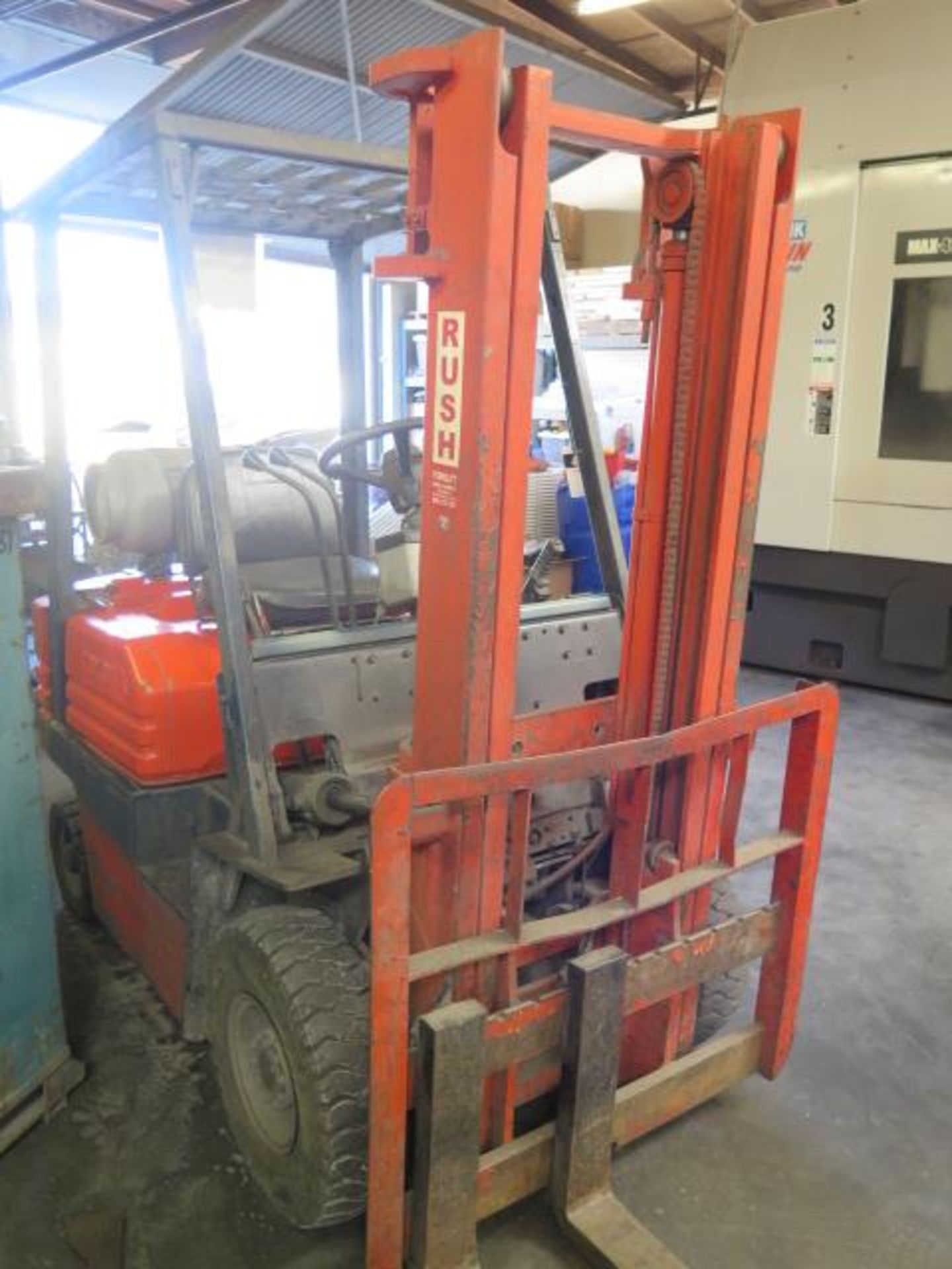 Toyota 40-5FG15 3000 Lb Cap LPG Forklift s/n 5FG18-14403 w/ 2-Stage Mast, Yard Tires (SOLD AS-IS - - Image 3 of 16
