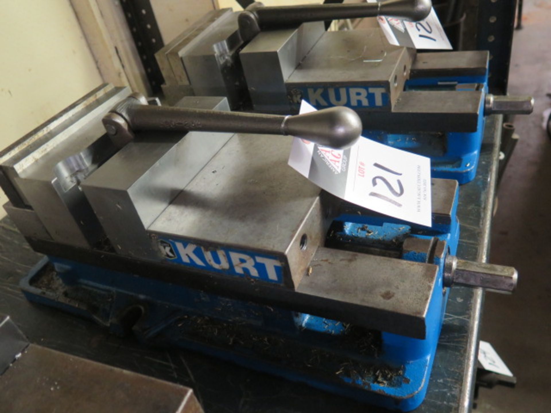 Kurt D675 6" Angle-Lock Vise (SOLD AS-IS - NO WARRANTY) - Image 2 of 2