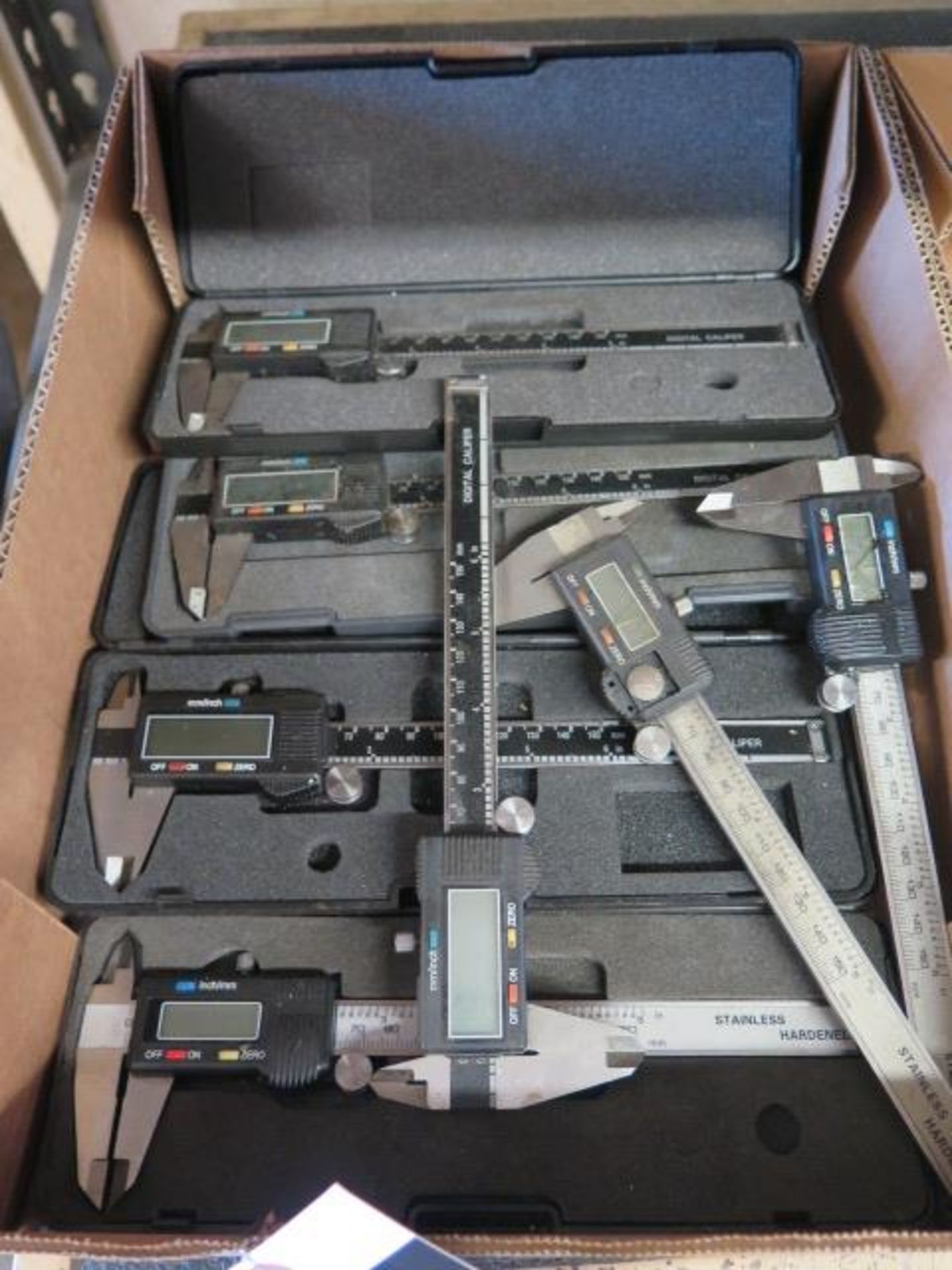 Import 6" Digital Calipers (7) (SOLD AS-IS - NO WARRANTY) - Image 2 of 5