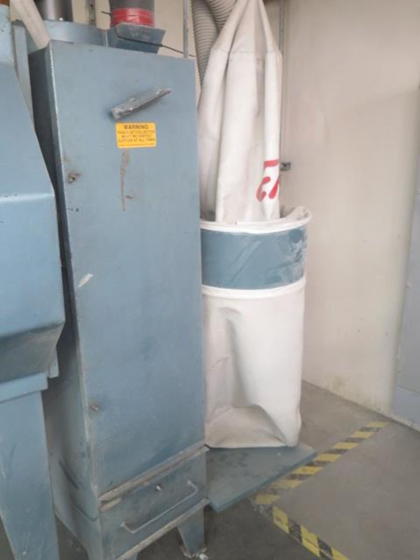Abrasive-Blast Dry Blast Cabinet w/ Dust Collector (SOLD AS-IS - NO WARRANTY) - Image 8 of 9