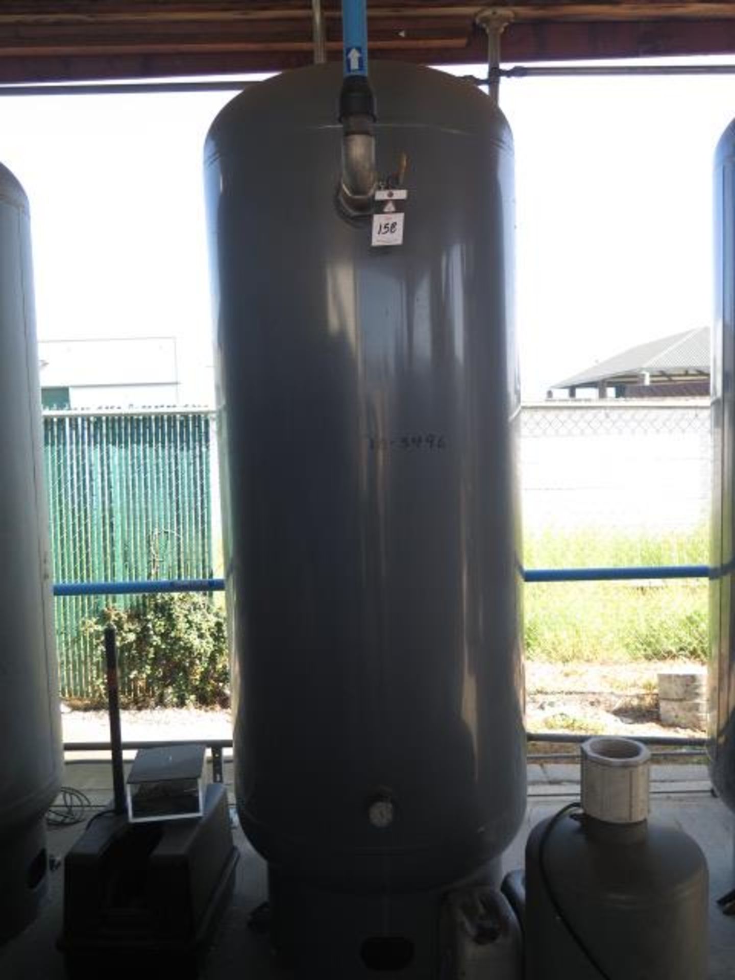 400 Gallon Vertical Air Storage Tank (SOLD AS-IS - NO WARRANTY)