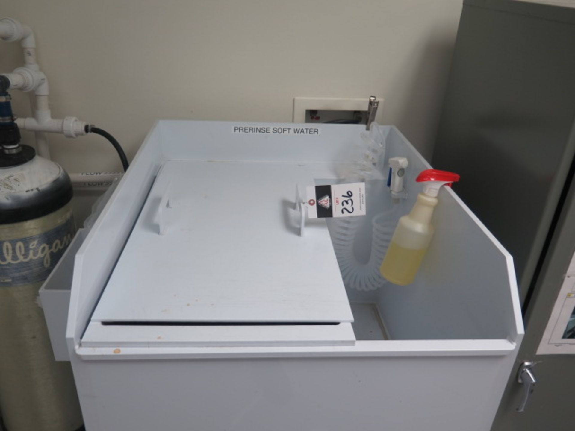 Soft Water Pre-Rinsing Station w/ Water Softening System (SOLD AS-IS - NO WARRANTY) - Image 2 of 5