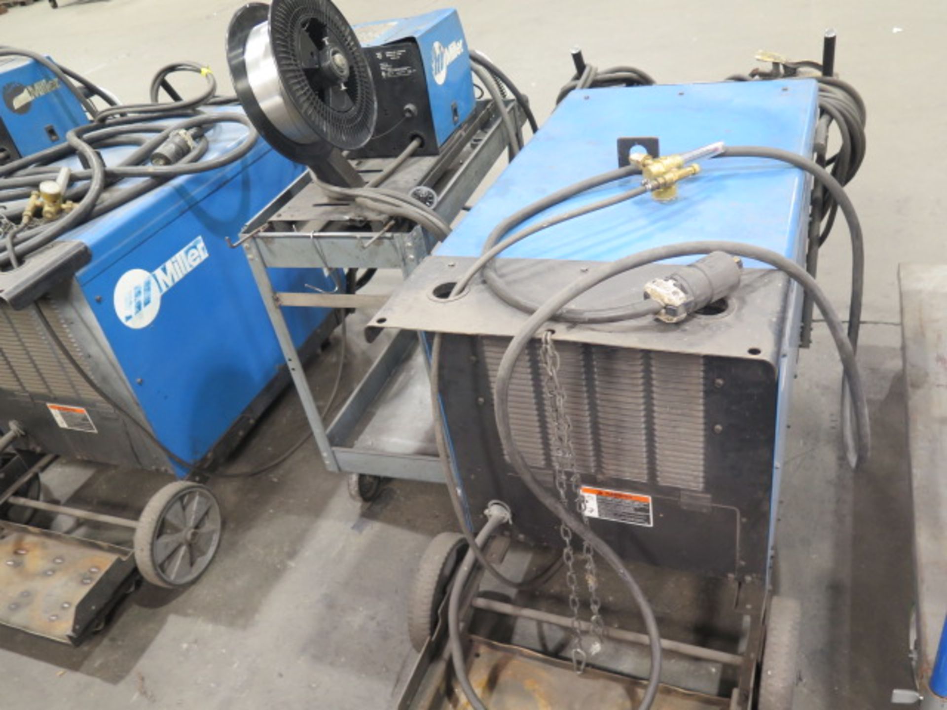 Miller Deltaweld 452 CV-DC Arc Welding Power Source w/ Miller 22A Wire Feeder (SOLD AS-IS - NO - Image 4 of 8