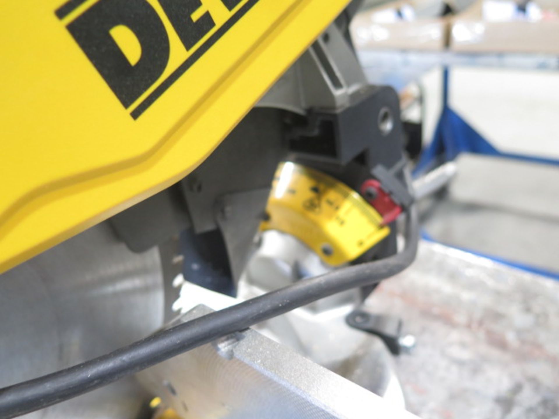 DeWalt Compound Miter Saw (SOLD AS-IS - NO WARRANTY) - Image 4 of 7