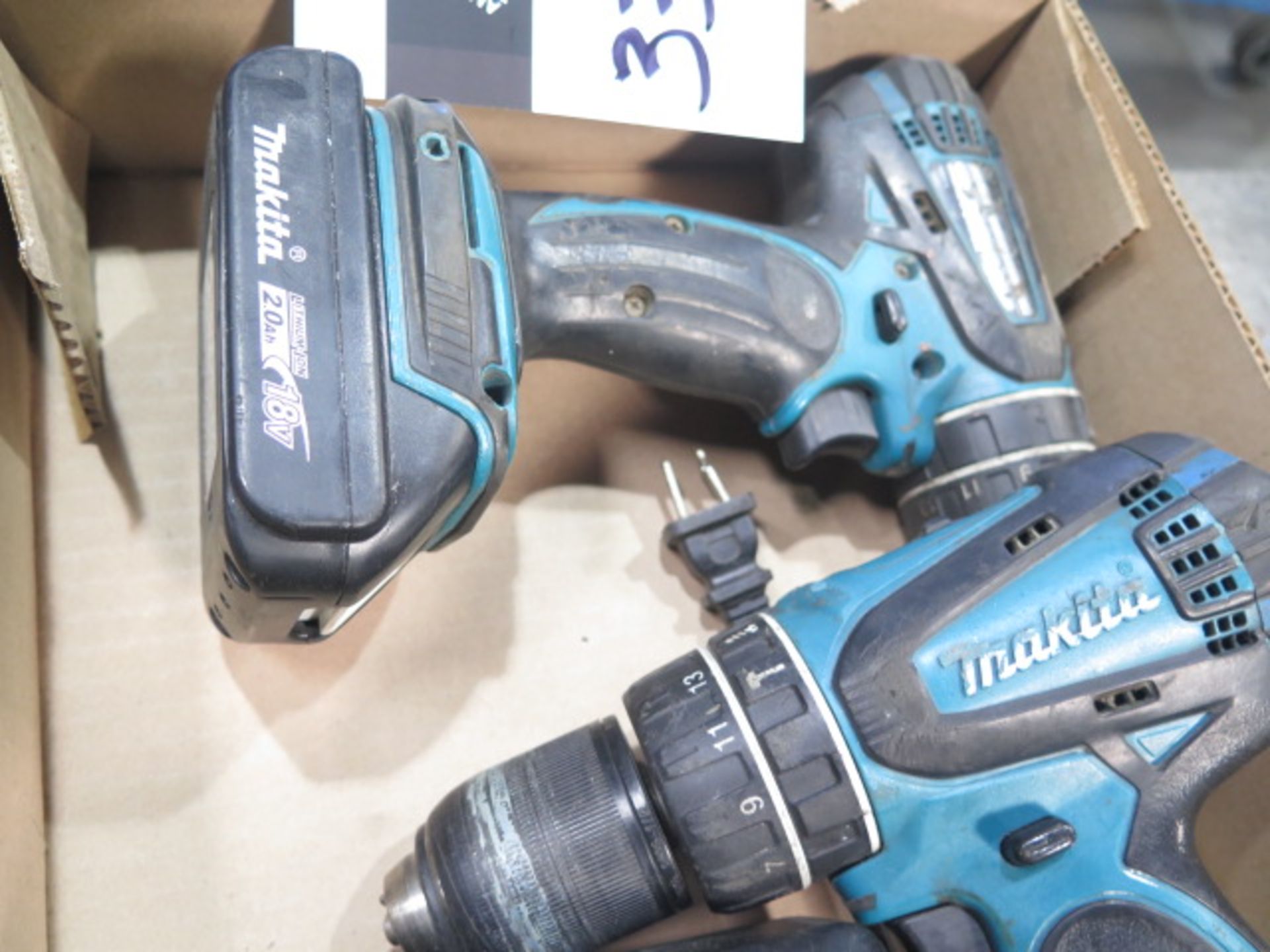 Makita 18V Cordless Drills (2) w/ Charger (SOLD AS-IS - NO WARRANTY) - Image 4 of 5