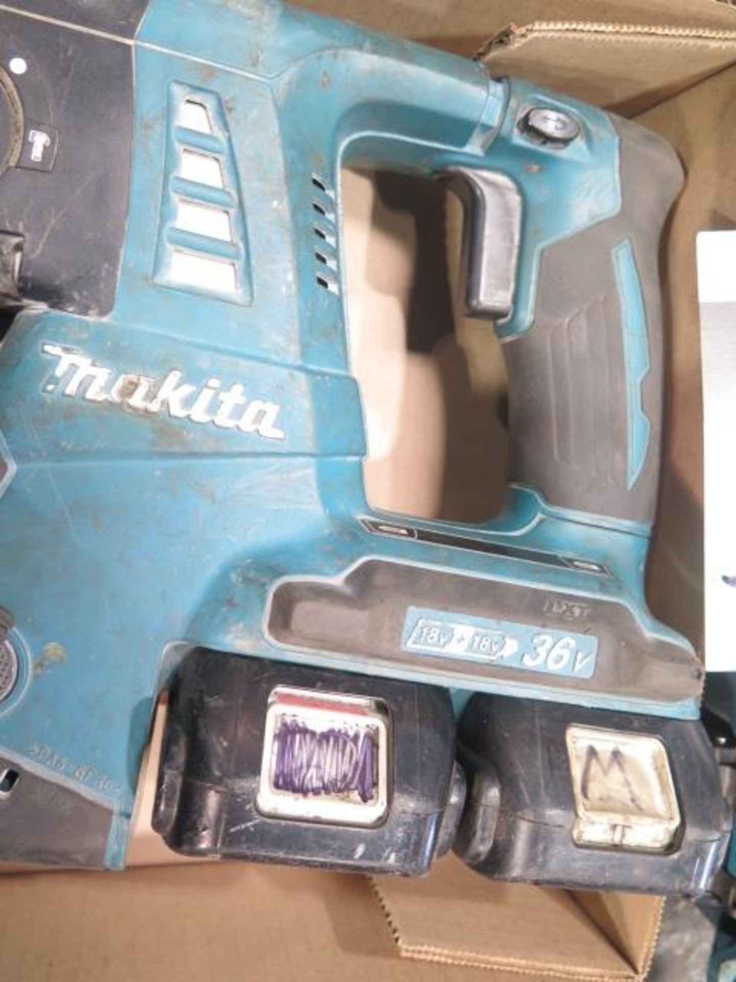Makita 36V Cordless Hammer Drill w/ Charger (SOLD AS-IS - NO WARRANTY) - Image 4 of 5